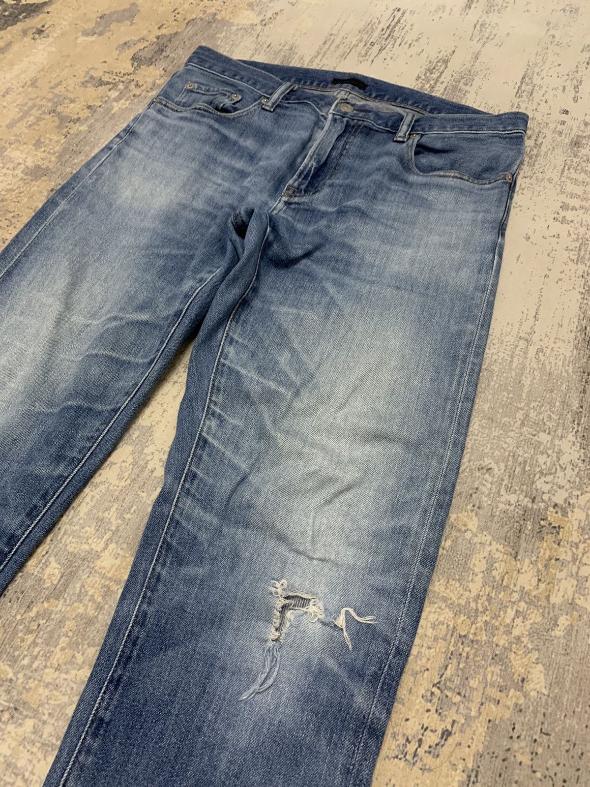 Japanese Brand Vtg Uniqlo Kaihara Slim Straight Distressed Denim Jeans Size US 33 - 3 Thumbnail