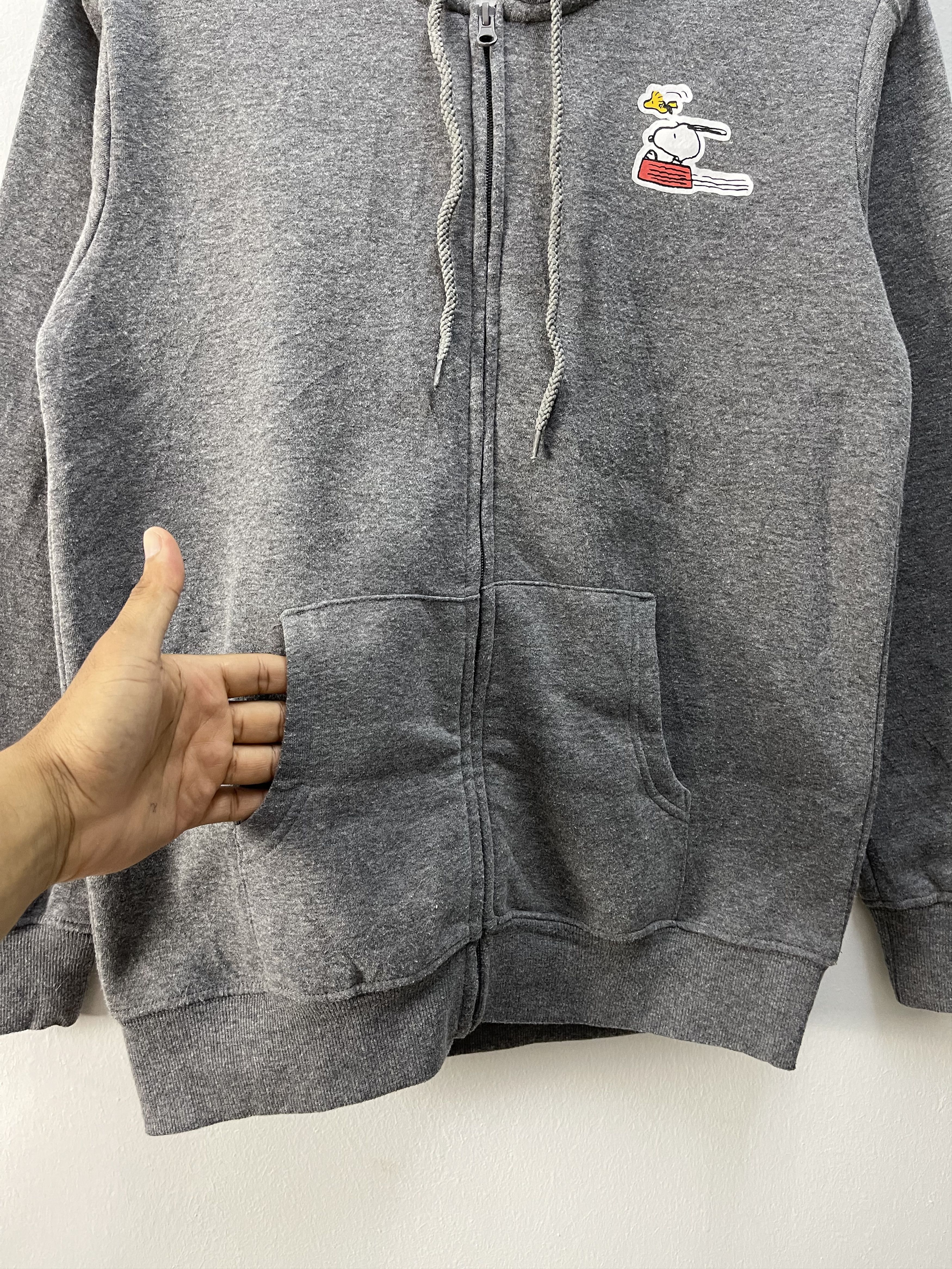 Cartoon Network × Peanuts × Vintage Special Edition🔥Peanuts Friends Since 1950 Hoodie Size US M / EU 48-50 / 2 - 5 Thumbnail