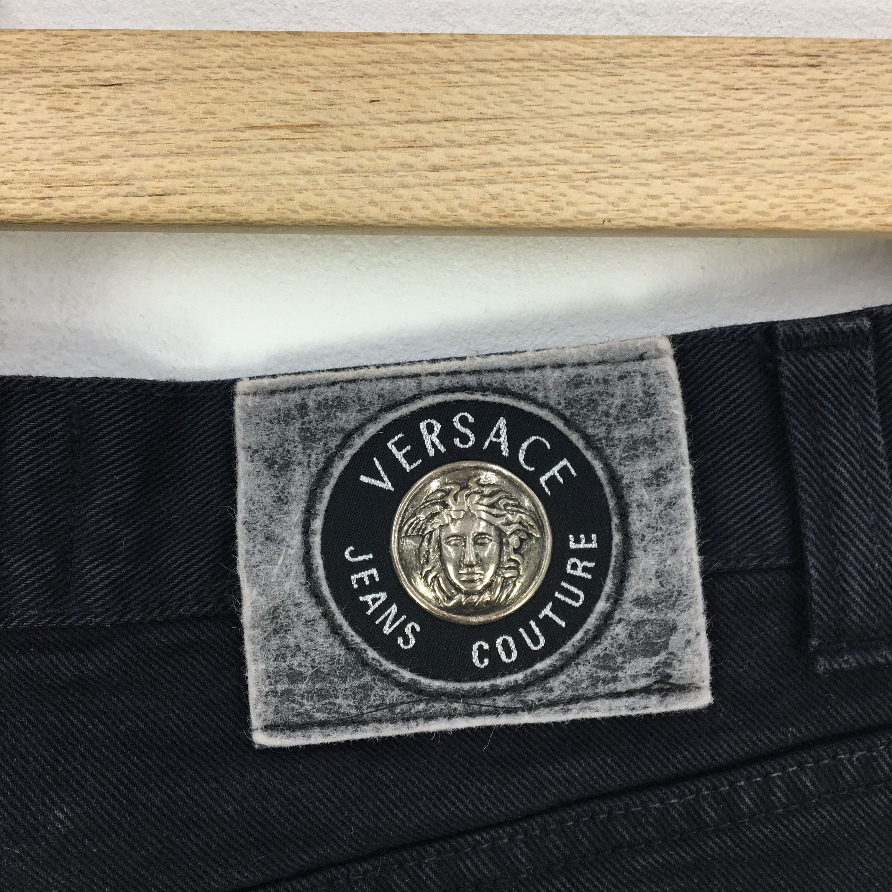 Japanese Brand Versace Denim Jeans Versace Faded Black Pants Medusa Size 28" / US 6 / IT 42 - 6 Thumbnail