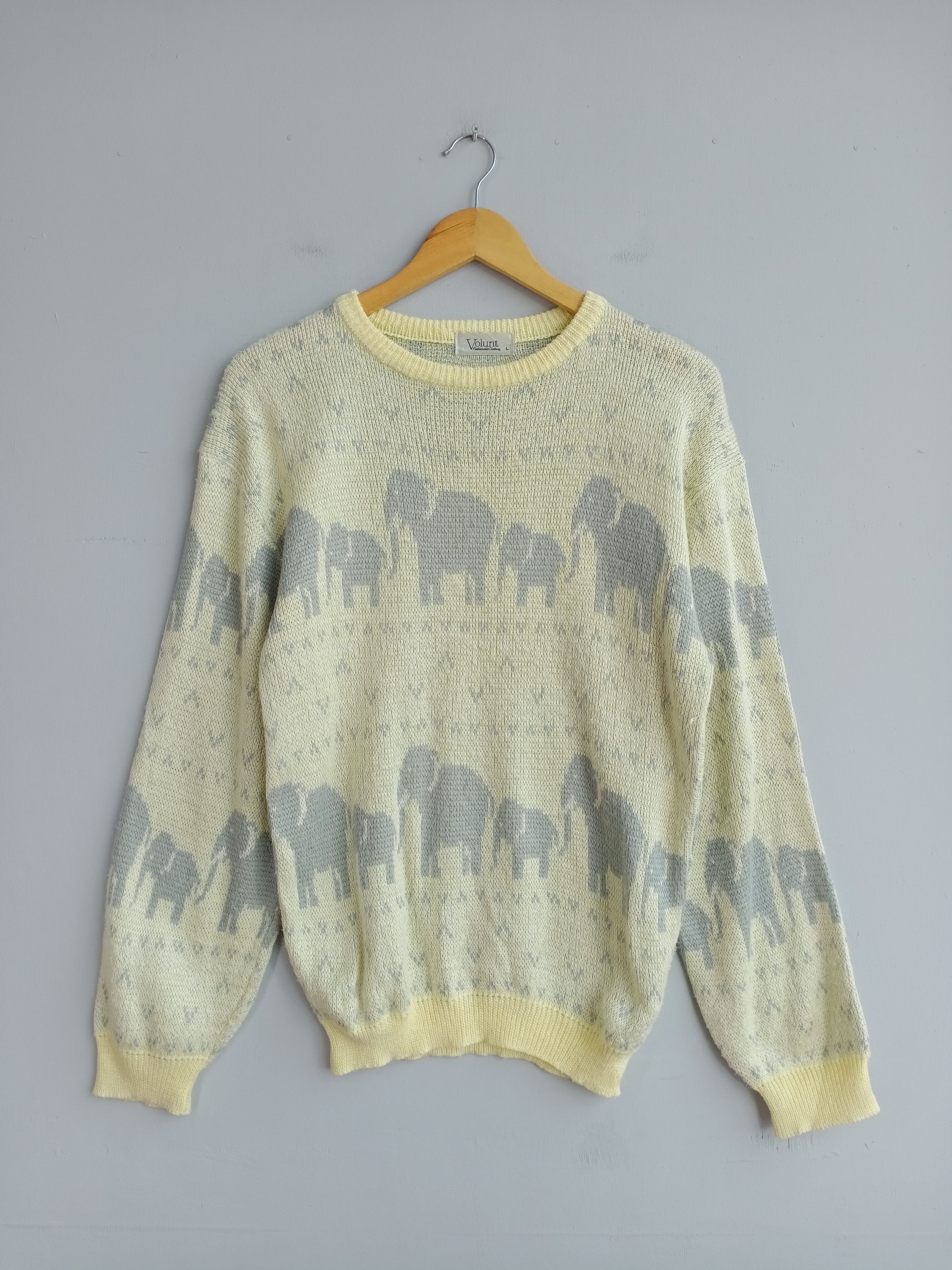 Aran Isles Knitwear × Vintage 💥RARE💥Vintage 90s Volunt Elephant Knit Sweatshirt Size L / US 10 / IT 46 - 1 Thumbnail
