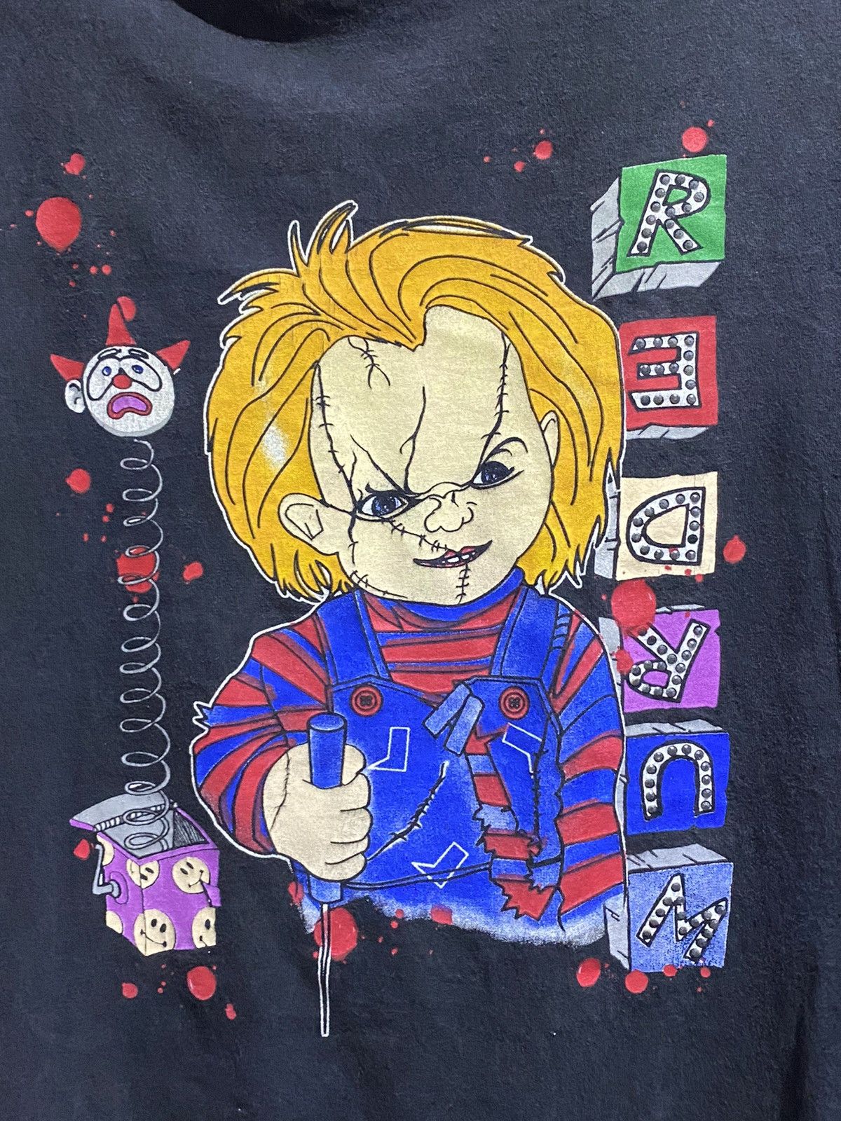 Expert Horror × Rap Tees × Vintage VINTAGE CHUCKY RED RUM T SHIRT 90s Size US XL / EU 56 / 4 - 6 Thumbnail
