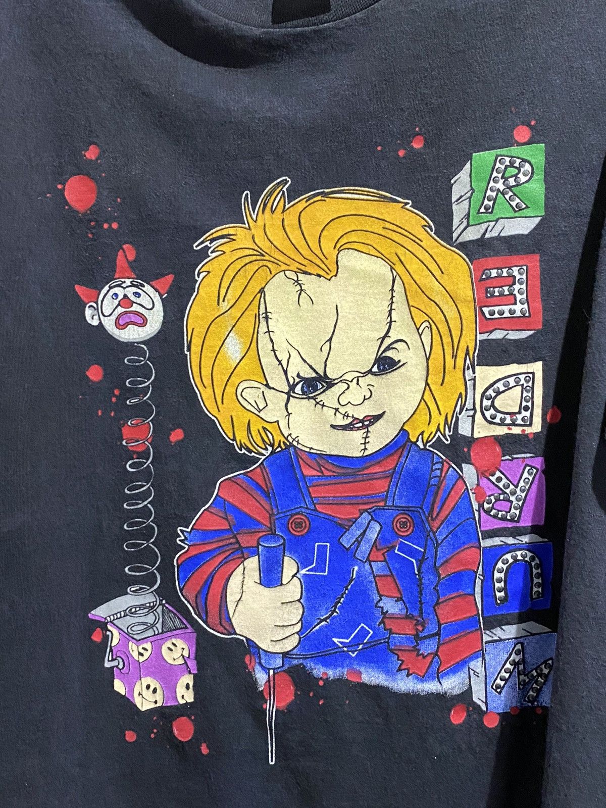 Expert Horror × Rap Tees × Vintage VINTAGE CHUCKY RED RUM T SHIRT 90s Size US XL / EU 56 / 4 - 5 Thumbnail