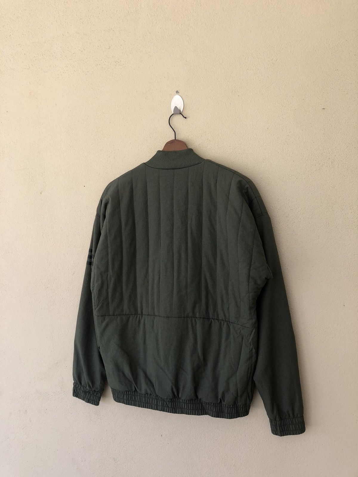 Adidas Adidas Label Bomber Jacket Size US M / EU 48-50 / 2 - 5 Thumbnail