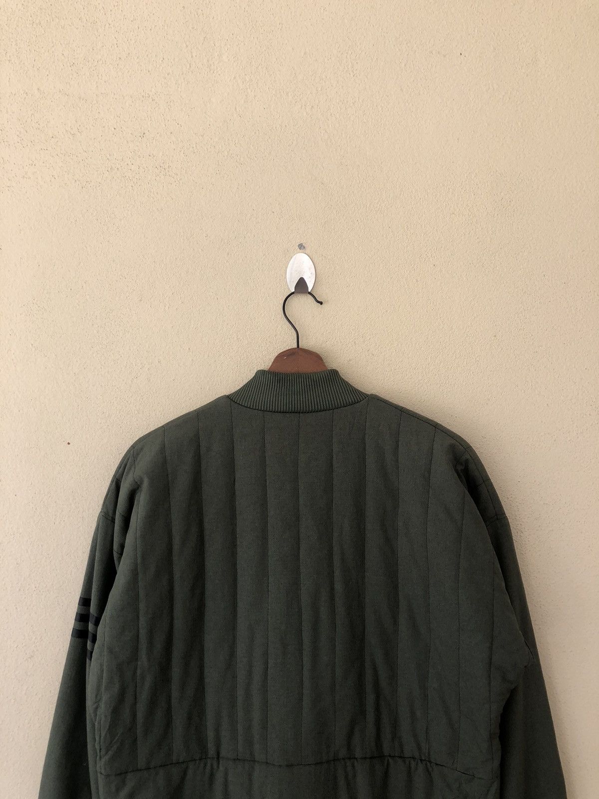 Adidas Adidas Label Bomber Jacket Size US M / EU 48-50 / 2 - 6 Thumbnail