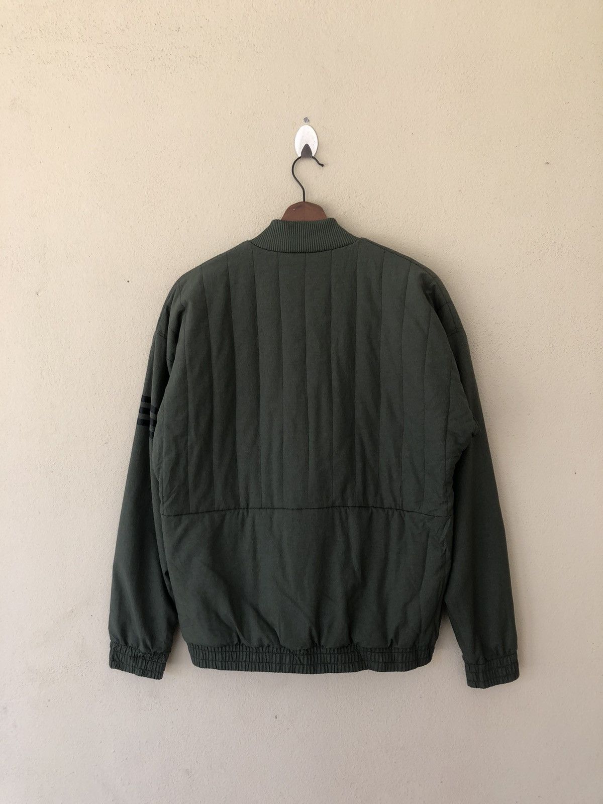 Adidas Adidas Label Bomber Jacket Size US M / EU 48-50 / 2 - 4 Thumbnail