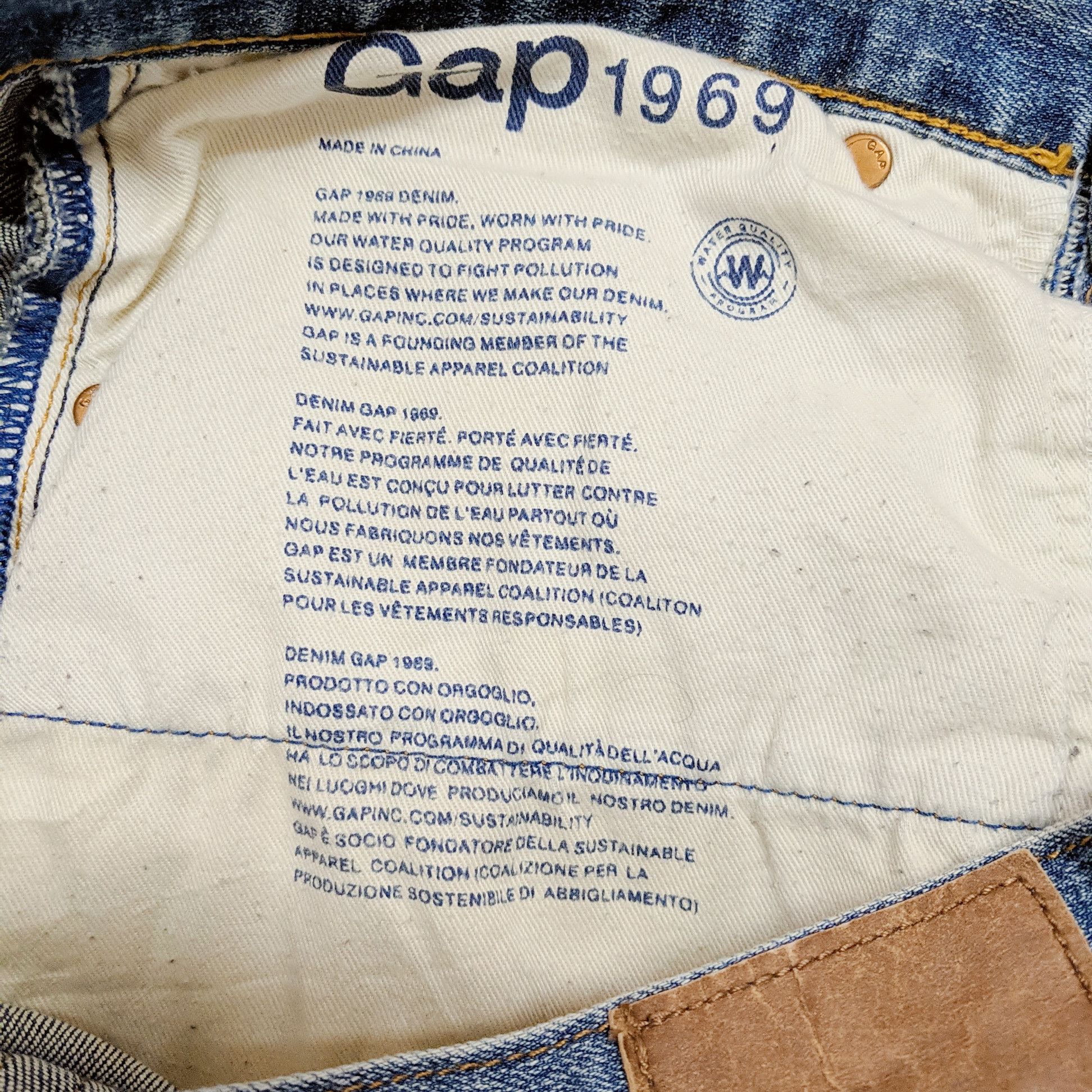 Japanese Brand × Jean × Vintage Vintage Gap Dirty Distressed Faded Denim Jeans Pants Size US 32 / EU 48 - 2 Thumbnail