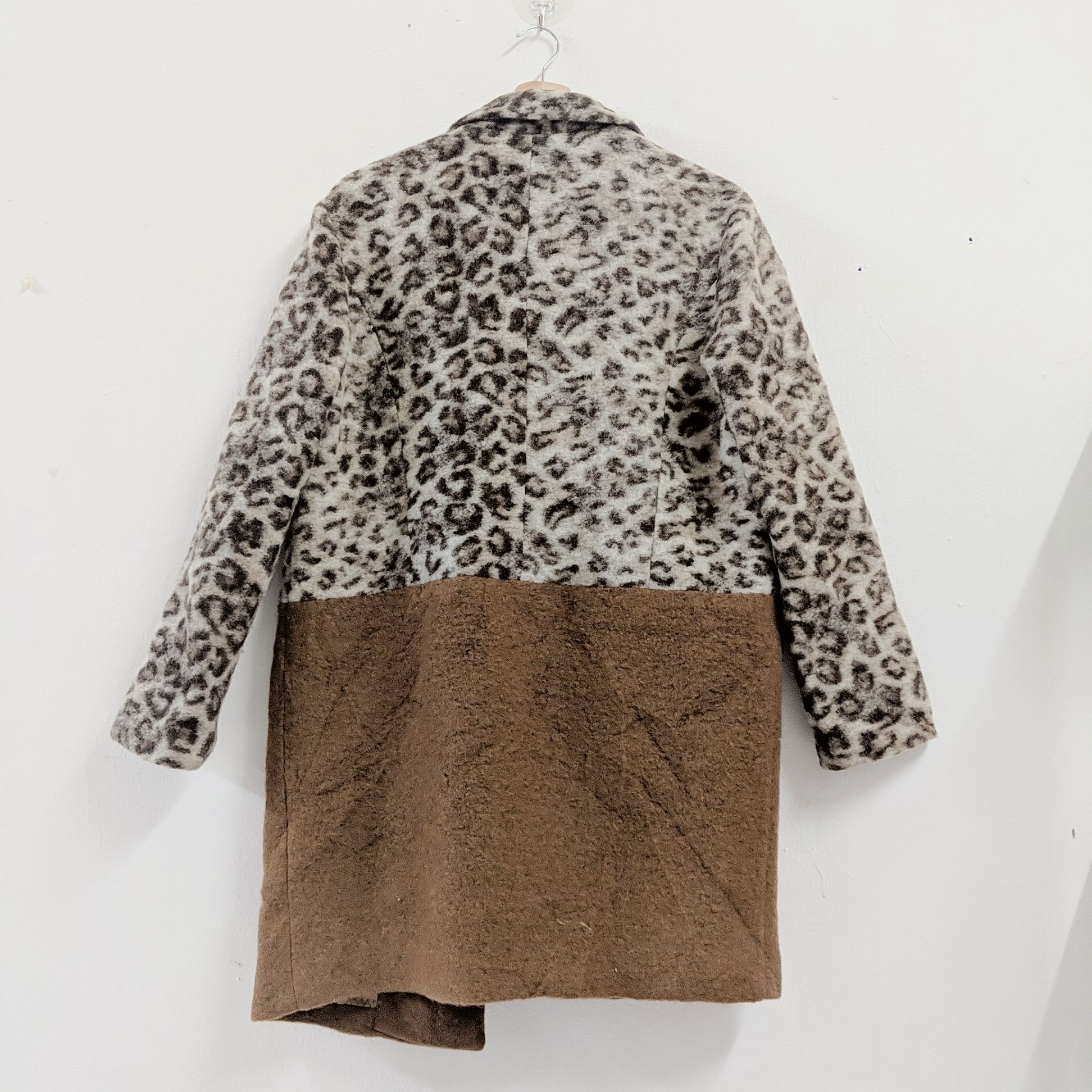 Japanese Brand Vintage ELLE Rare Leopard Cheetah Cardigan Sweater Size US L / EU 52-54 / 3 - 5 Thumbnail