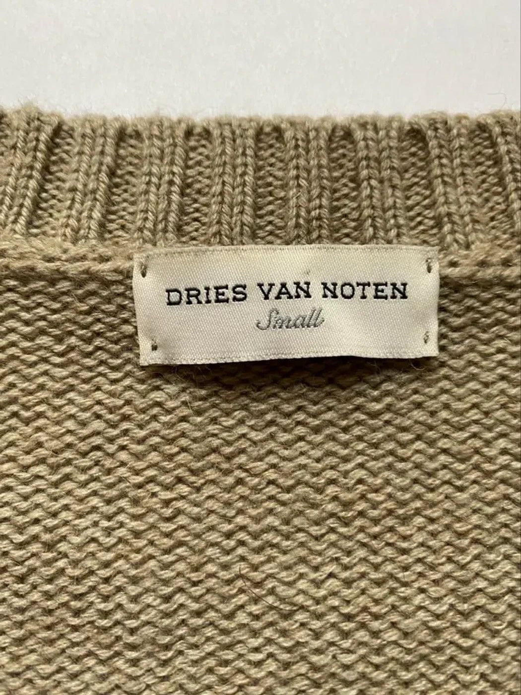 Dries Van Noten ⚡️QUICK SALE⚡️Dries Van Noten Beige Knit Sweater Size S / US 4 / IT 40 - 3 Thumbnail
