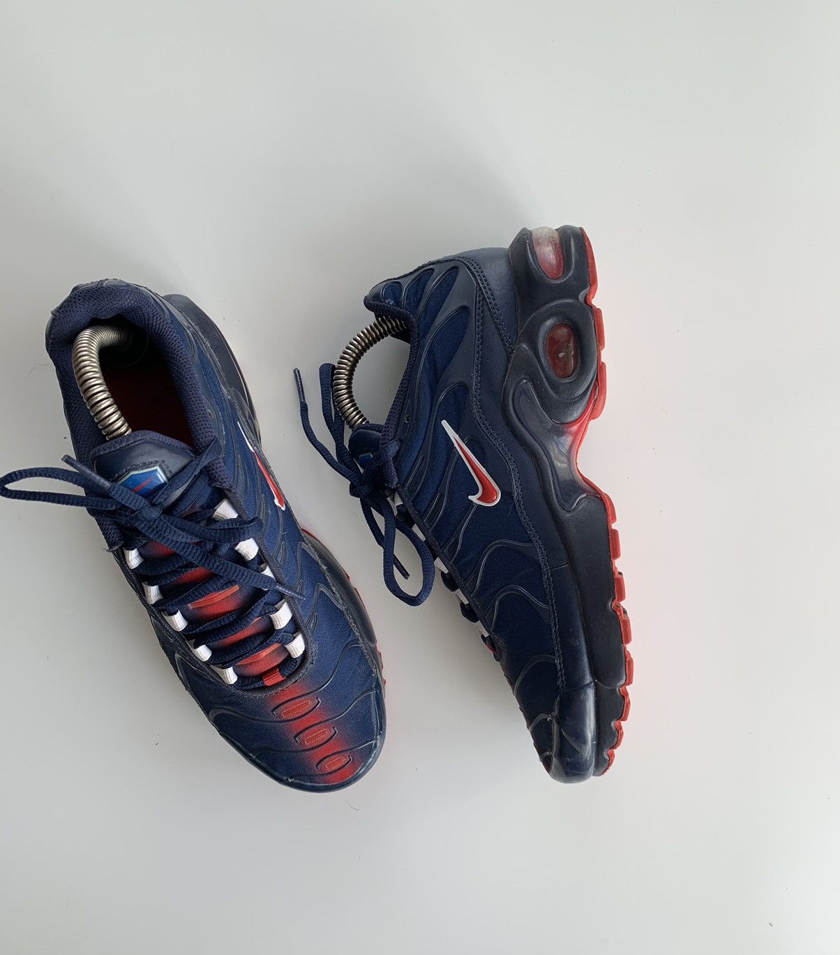 image of Nike Air Max Plus Tn Shoes in Navy, Women's (Size 8)