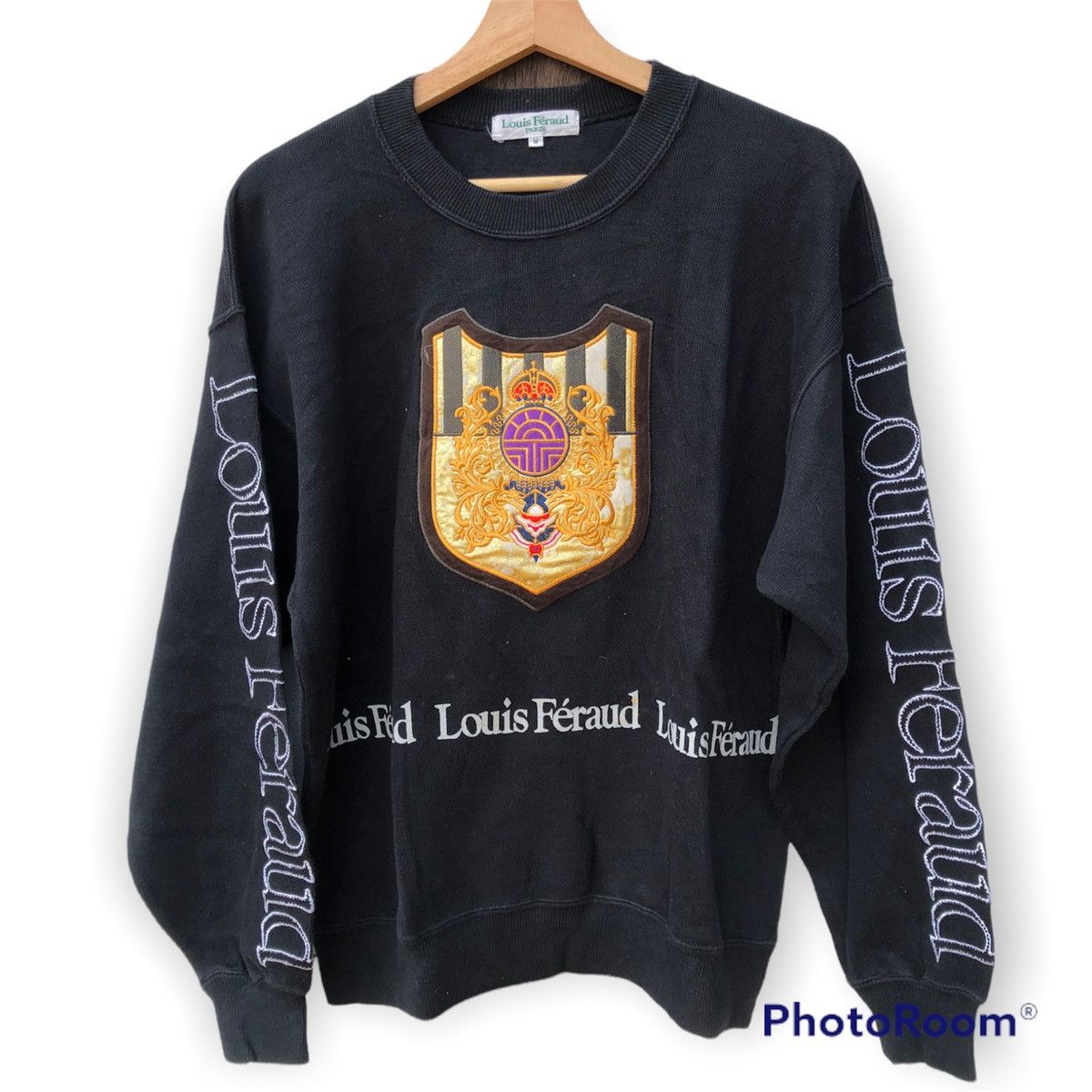 image of Italian Designers x Louis Feraud Louis Féraud Embroided Box Logo Sweatshirt in Black (Size Medium)