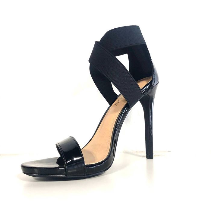 Designer LILIANA Jesse Stiletto Heels In Black Patent | Grailed