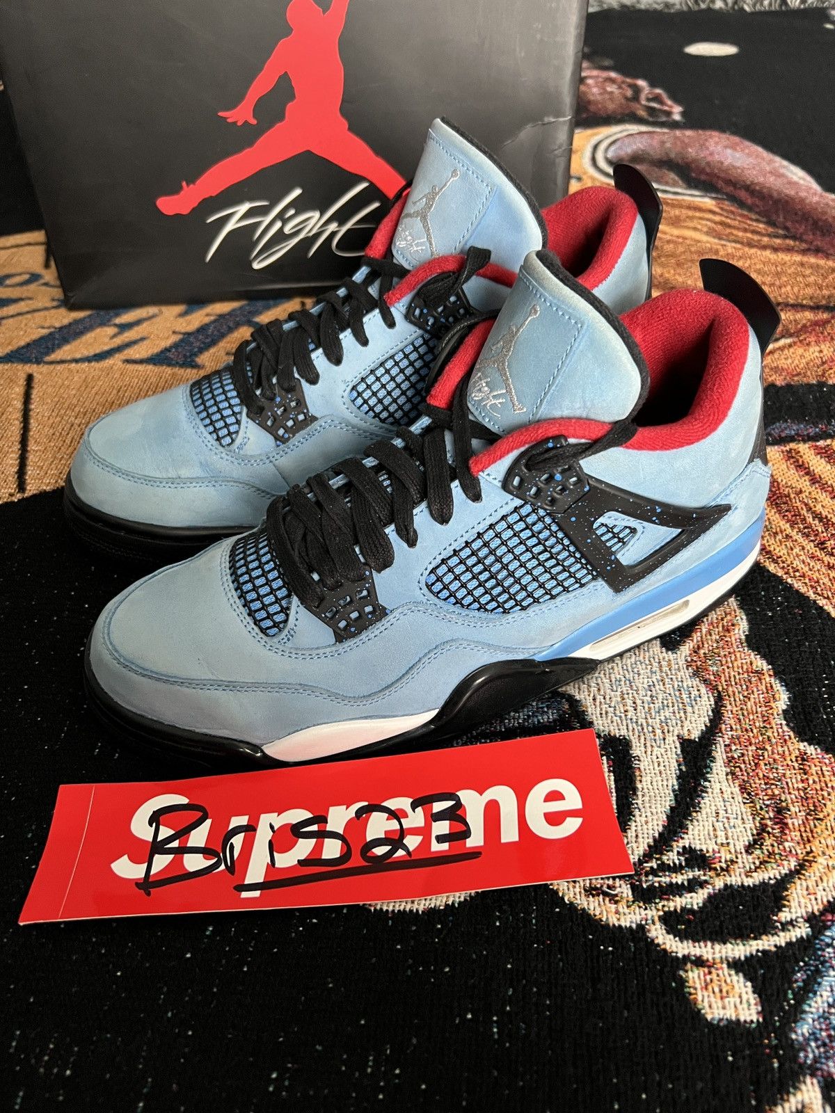 travis scott jordan 4 size 10