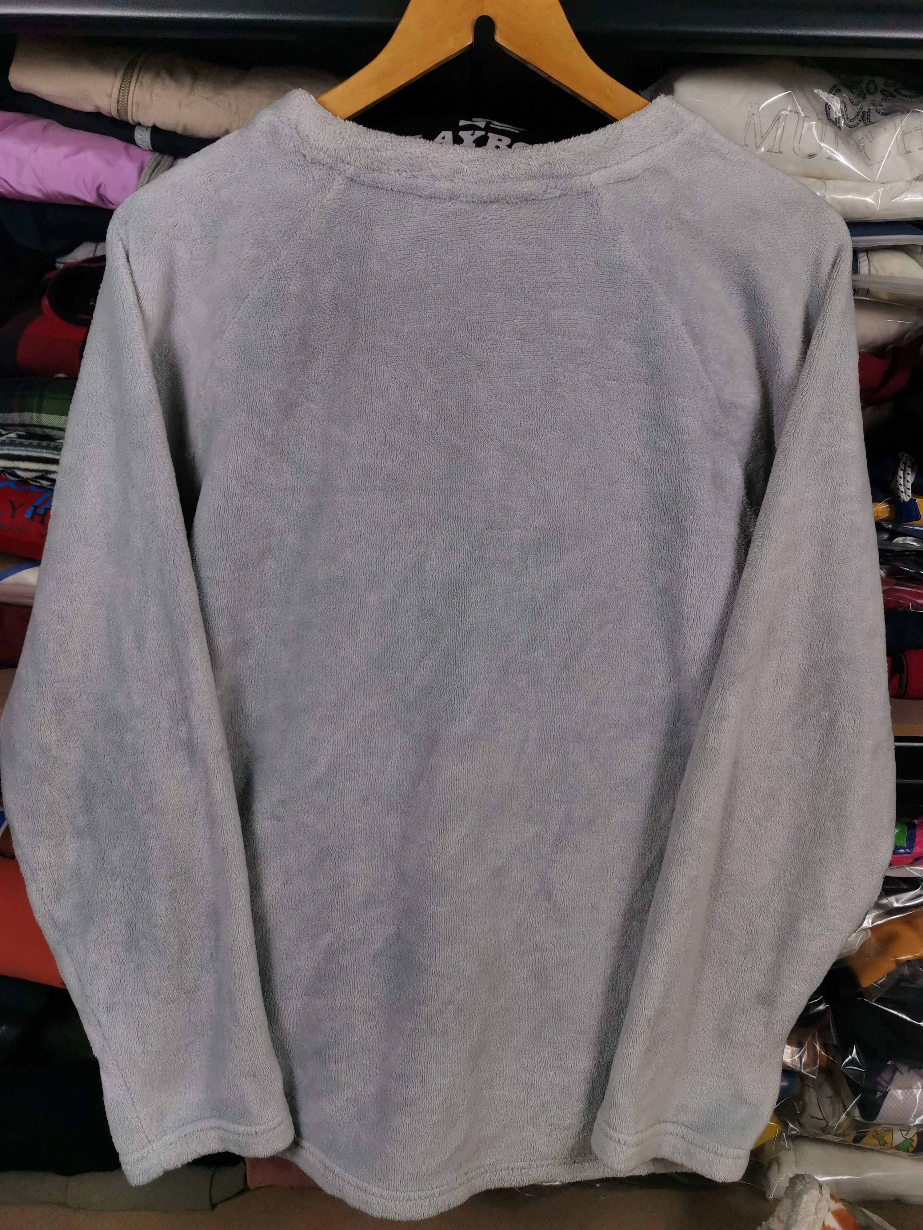 Disney Vintage Mickey Mouse Fleece Sweatshirt Size US L / EU 52-54 / 3 - 3 Thumbnail