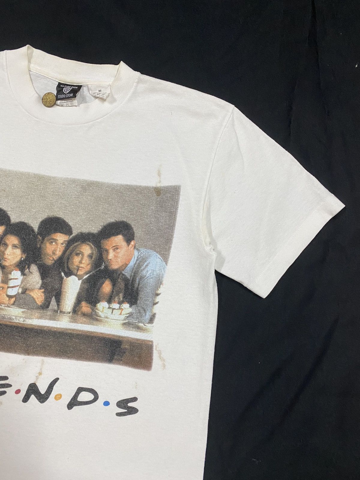 Vintage × Warner Bros Vtg🔥1995 Warnes Bros Friends Promo Movie Tv Series Tee Size US M / EU 48-50 / 2 - 4 Thumbnail