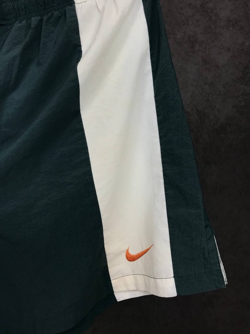 Vintage Nike swoosh streetwear vintage multilogo nylon shorts Size US 36 / EU 52 - 2 Thumbnail
