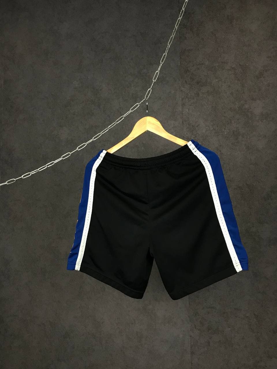 Vintage Nike swoosh streetwear vintage big logo shorts Size US 30 / EU 46 - 5 Thumbnail