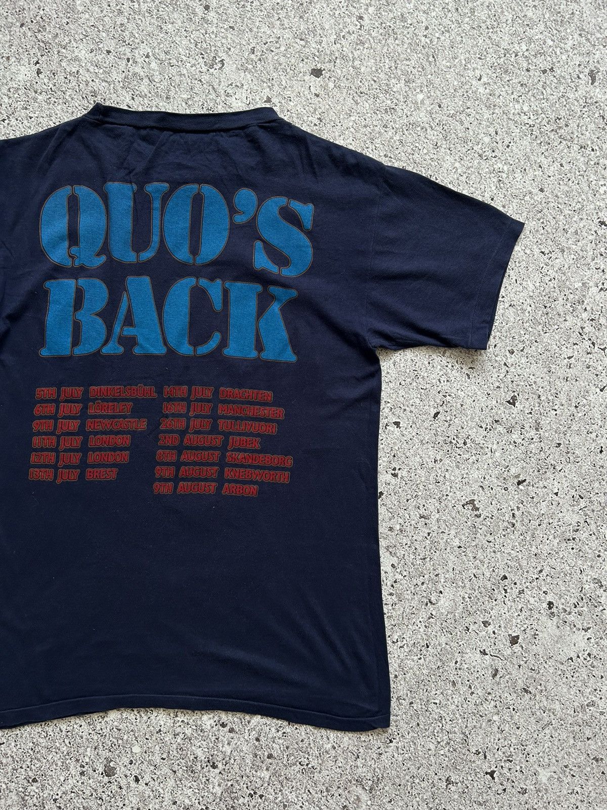 Band Tees × Vintage Vintage Status Quo QUO’S BACK Tour Festival 1986 T-Shirt Y2K Size US M / EU 48-50 / 2 - 6 Thumbnail