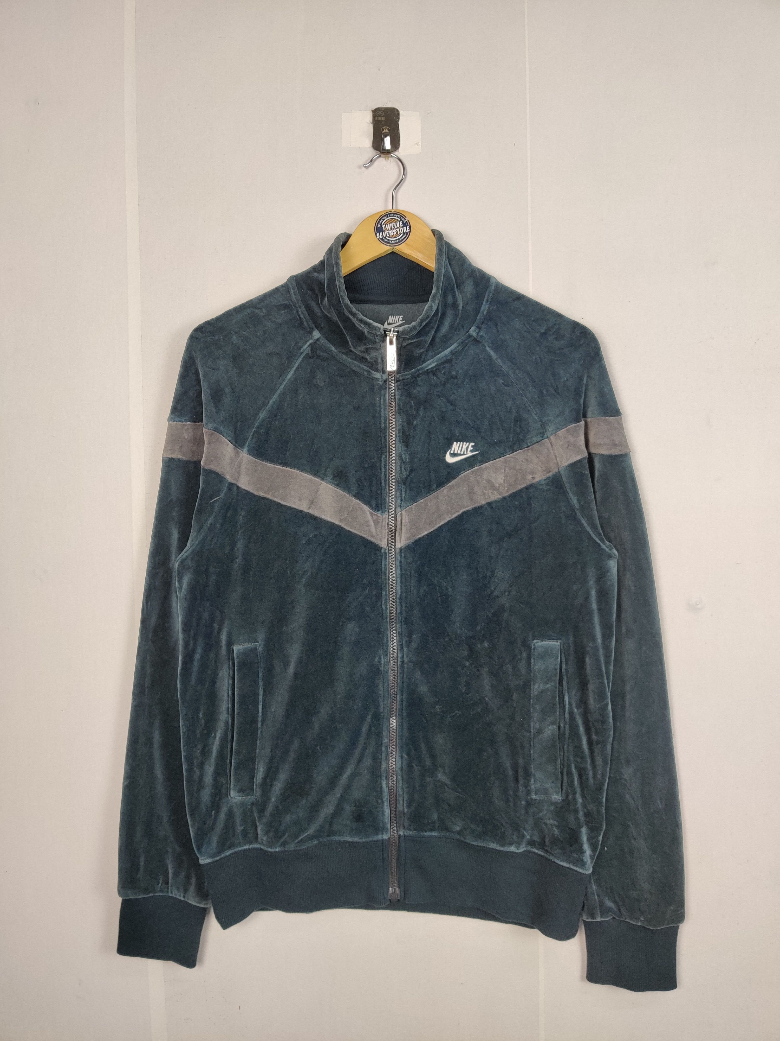Nike Vintage Nike Velour Track Jacket Size US M / EU 48-50 / 2 - 1 Thumbnail