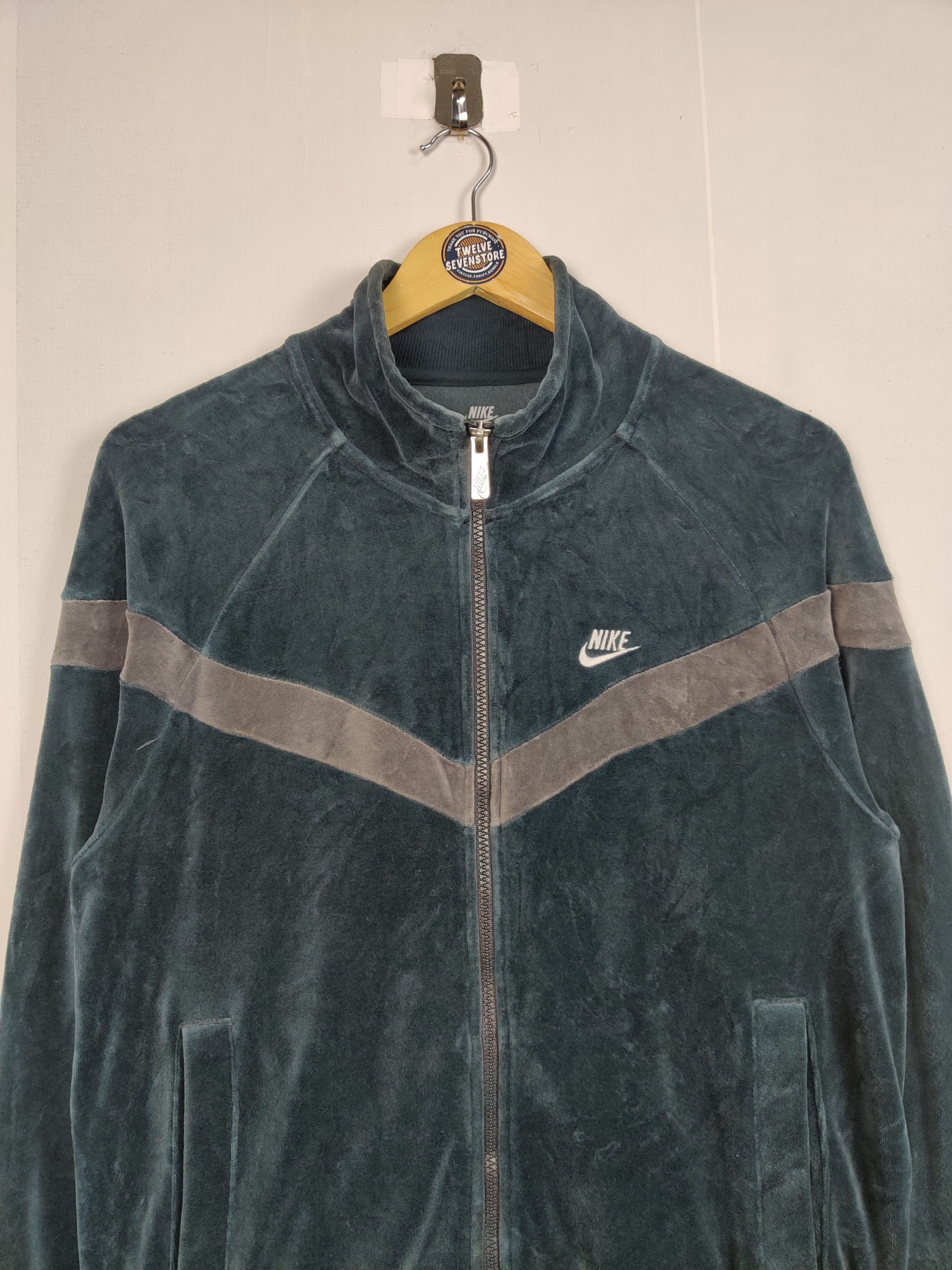 Nike Vintage Nike Velour Track Jacket Size US M / EU 48-50 / 2 - 4 Thumbnail