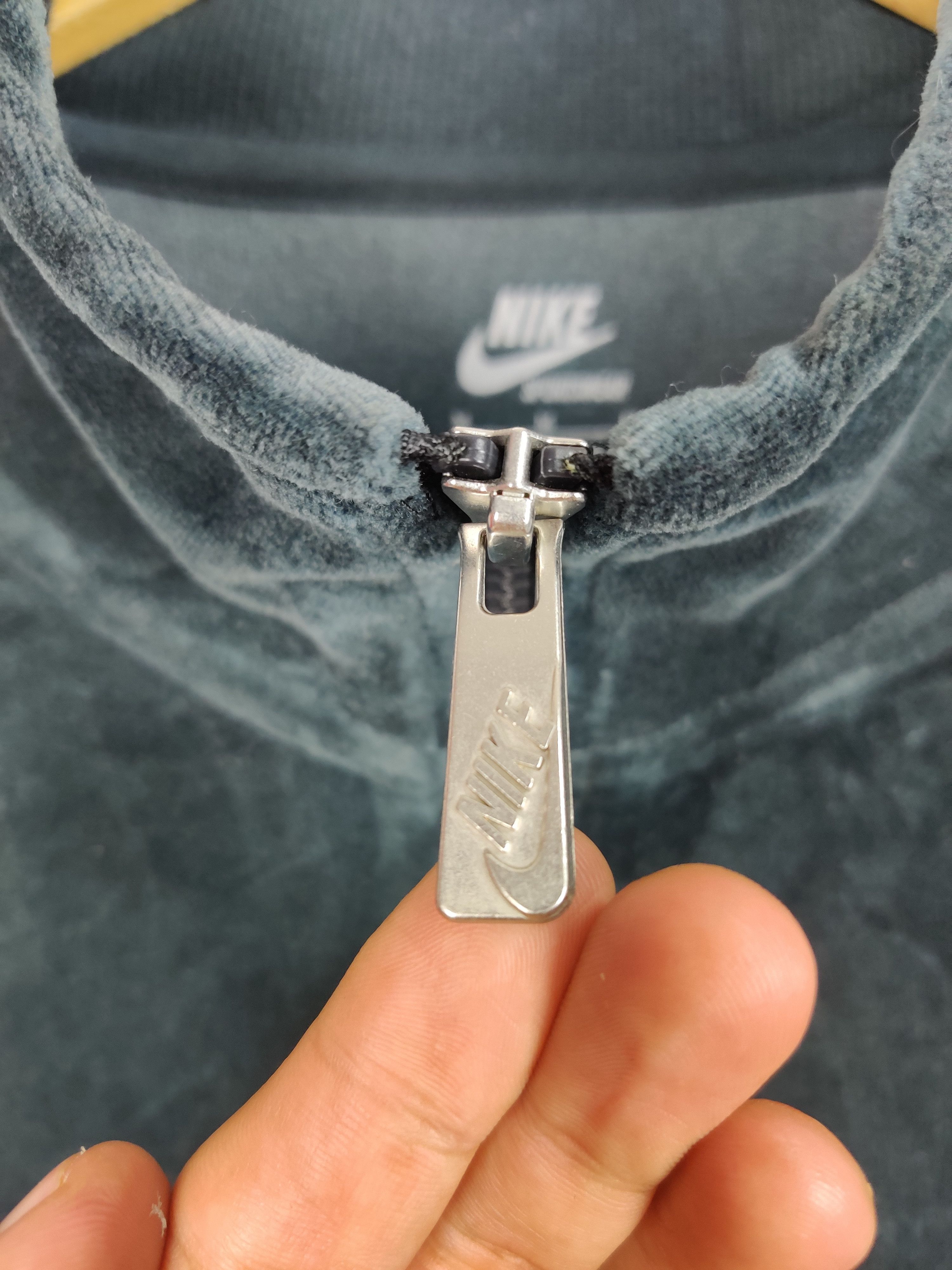Nike Vintage Nike Velour Track Jacket Size US M / EU 48-50 / 2 - 6 Thumbnail