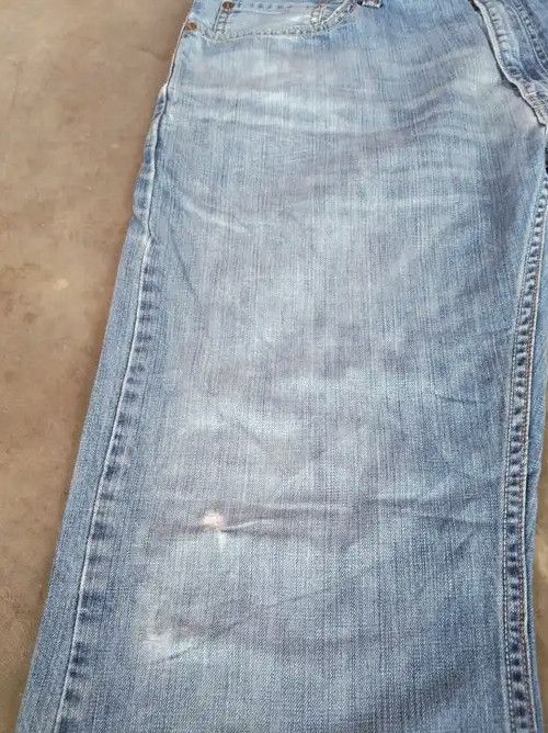 Jean × Levi's × Vintage Vintage Levi's Jeans 505 Light Wash Distressed Denim 34x30 Size US 34 / EU 50 - 5 Thumbnail