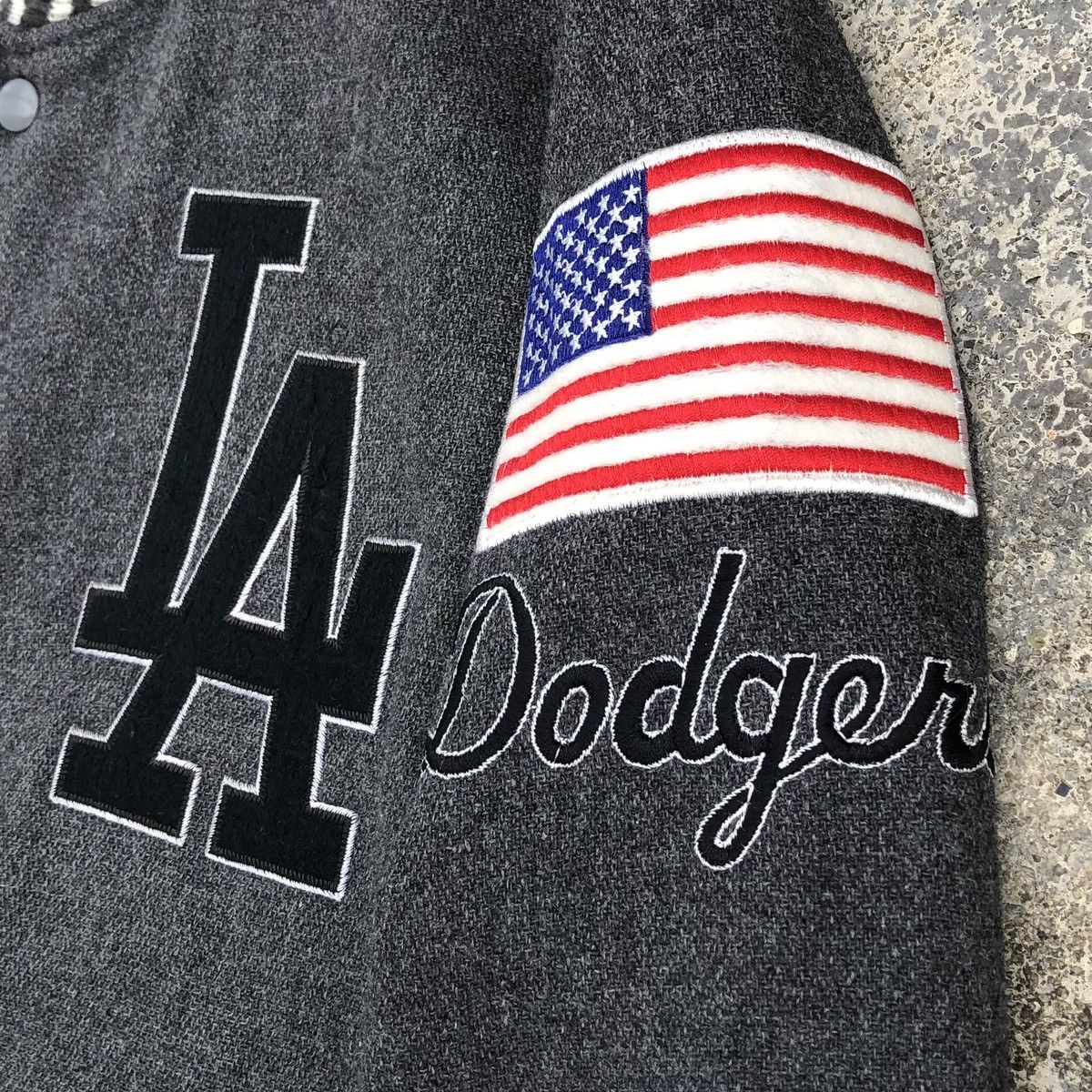 MLB Vintage MLB LA Dodgers Wool Varsity Jacket Size US M / EU 48-50 / 2 - 4 Thumbnail