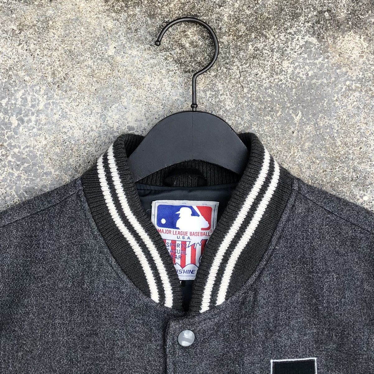MLB Vintage MLB LA Dodgers Wool Varsity Jacket Size US M / EU 48-50 / 2 - 11 Thumbnail