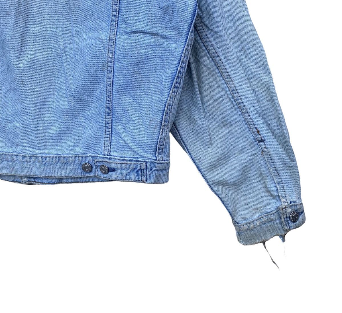 Gap × Vintage Vintage Distressed Gap Denim Jacket Made in Canada Size US M / EU 48-50 / 2 - 8 Thumbnail