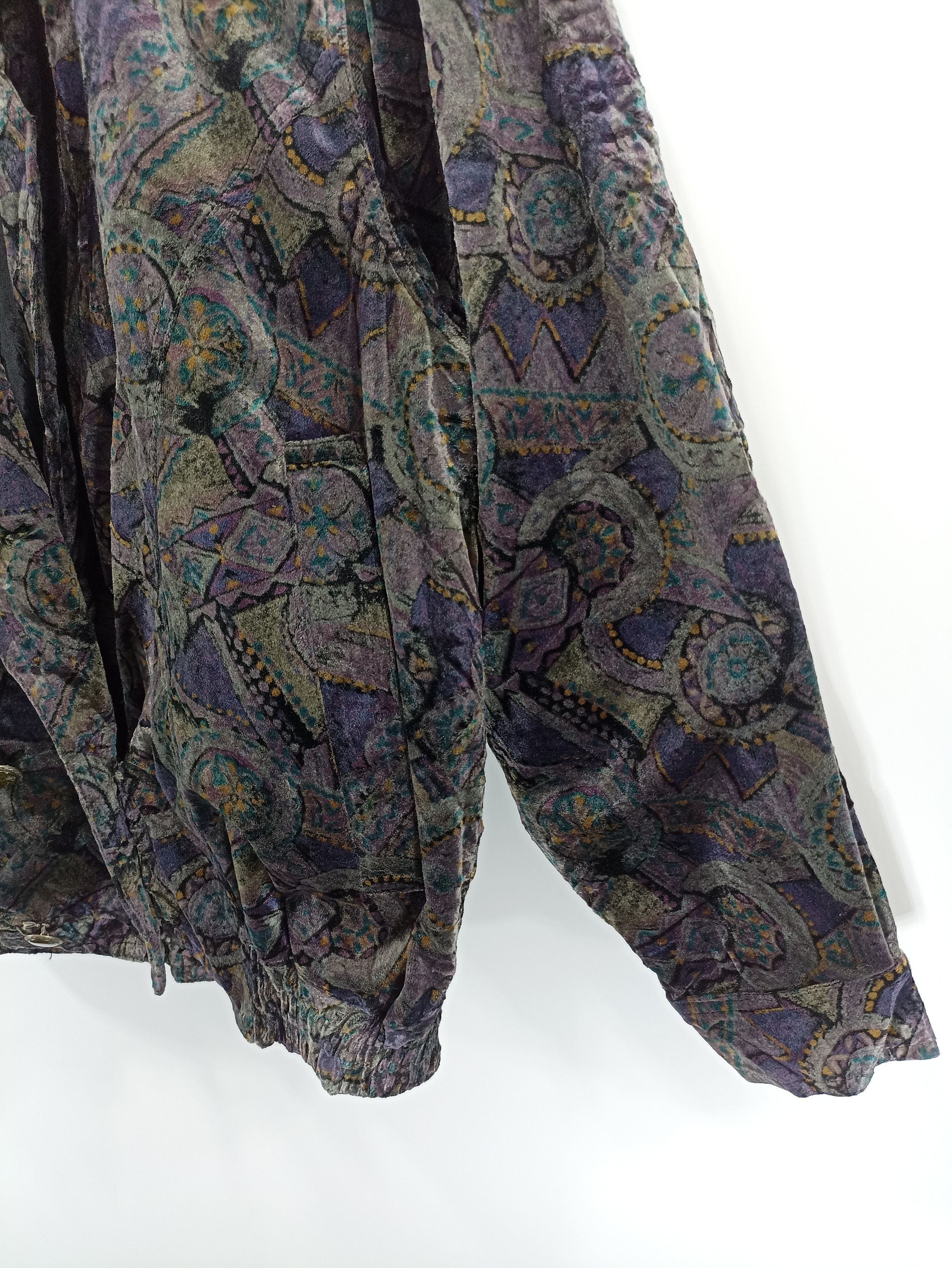 Japanese Brand × Vintage Unknown brand Cardigan valvet jacket Size US M / EU 48-50 / 2 - 3 Thumbnail