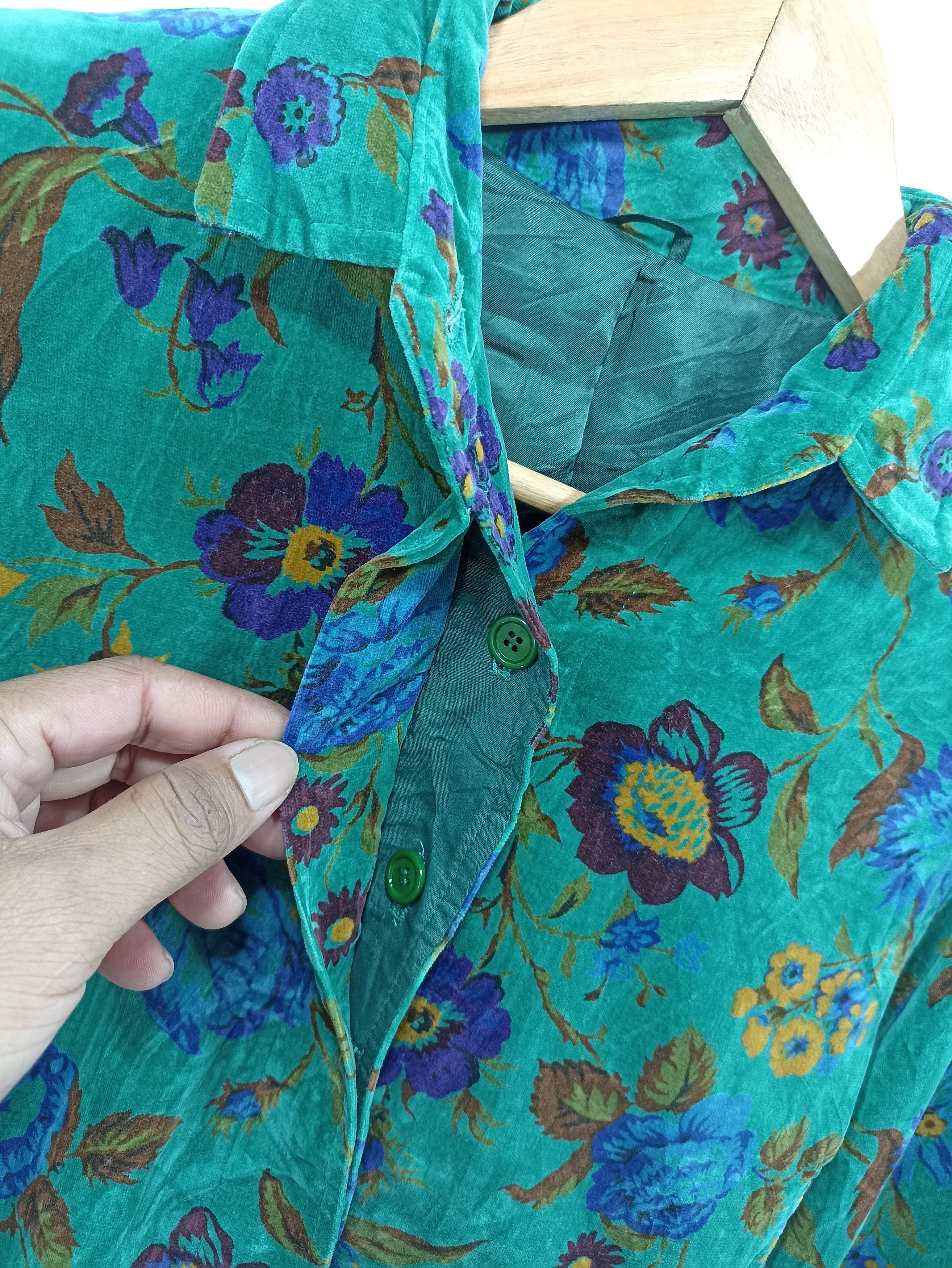 Kenzo × Vintage Vintage Kenzo Floral Valvet Jacket Size S / US 4 / IT 40 - 5 Thumbnail