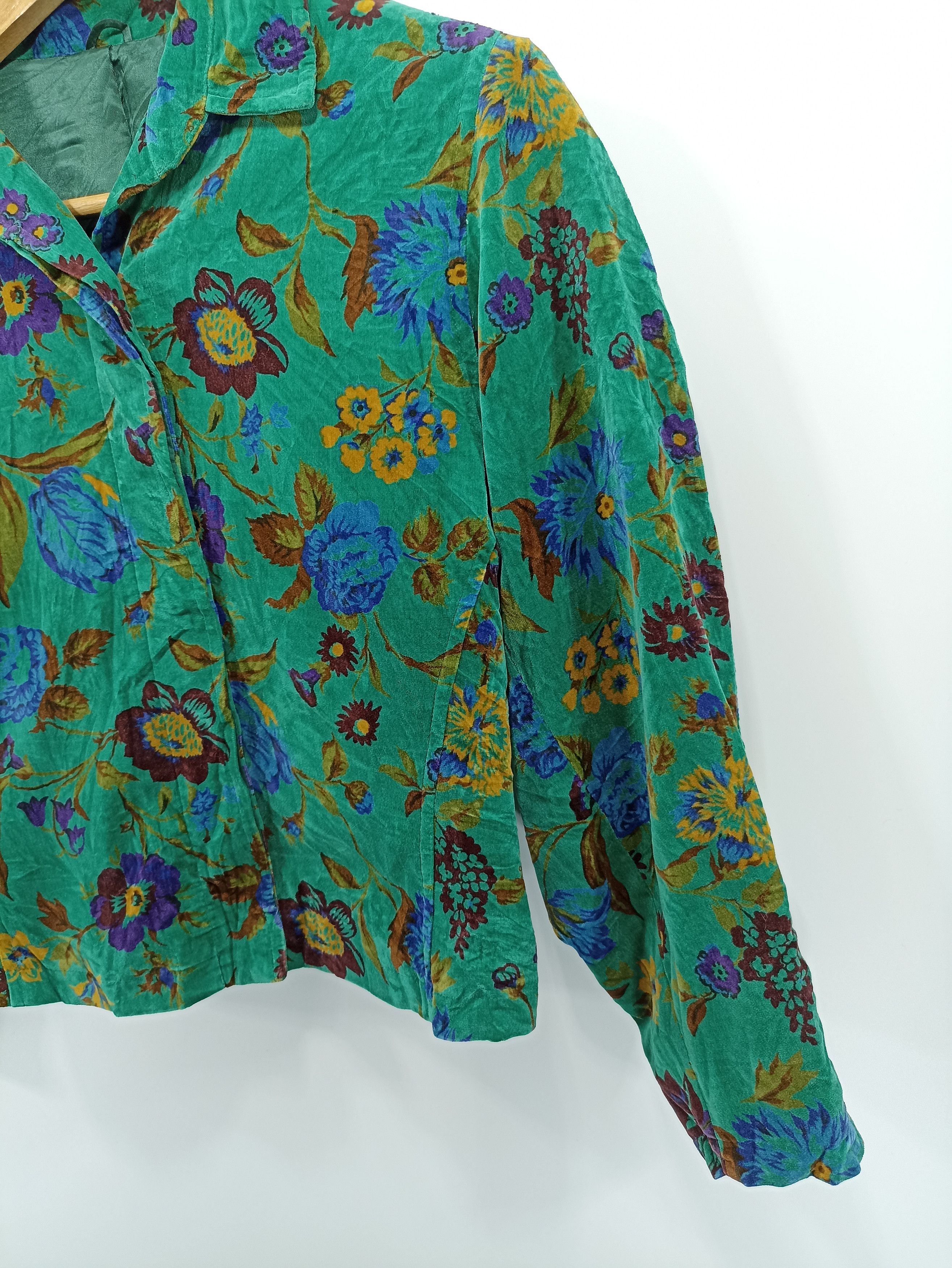 Kenzo × Vintage Vintage Kenzo Floral Valvet Jacket Size S / US 4 / IT 40 - 2 Thumbnail