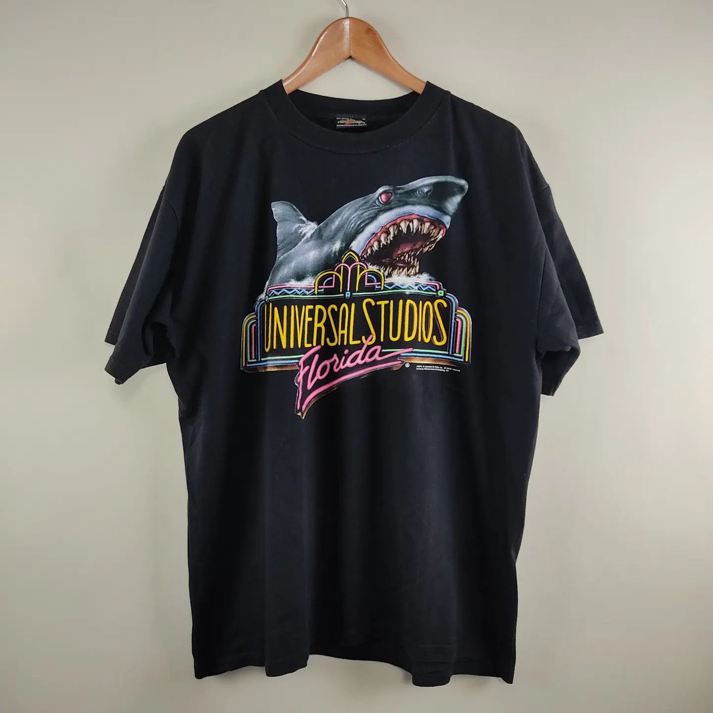Universal Studios × Vintage 90's Jaws Universal Studios Promo tee Size US XL / EU 56 / 4 - 5 Thumbnail