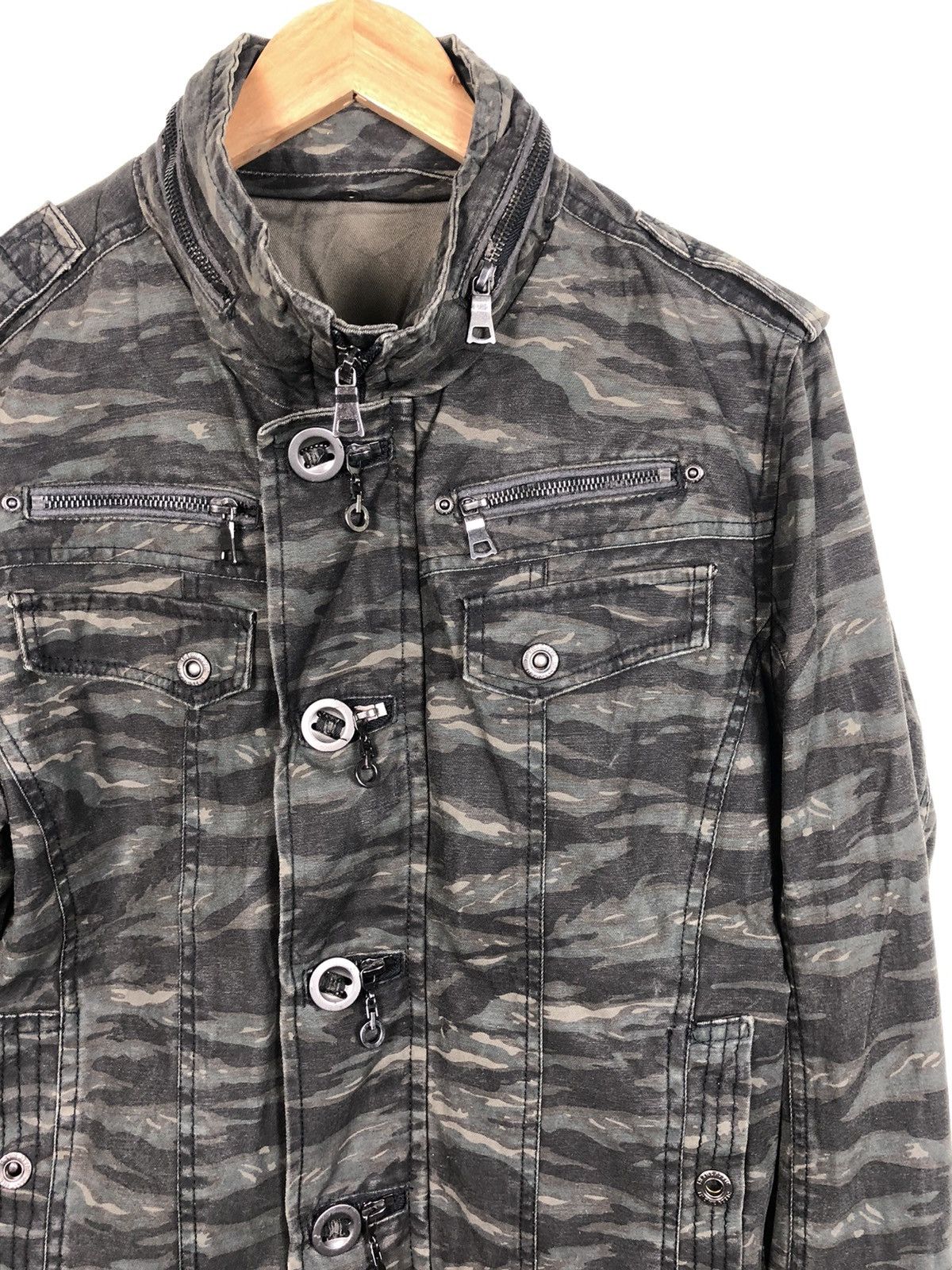 In The Attic × Japanese Brand × Seditionaries In The Attic Camo Bondage Utility Jacket Punk Goth Military Size US M / EU 48-50 / 2 - 3 Thumbnail