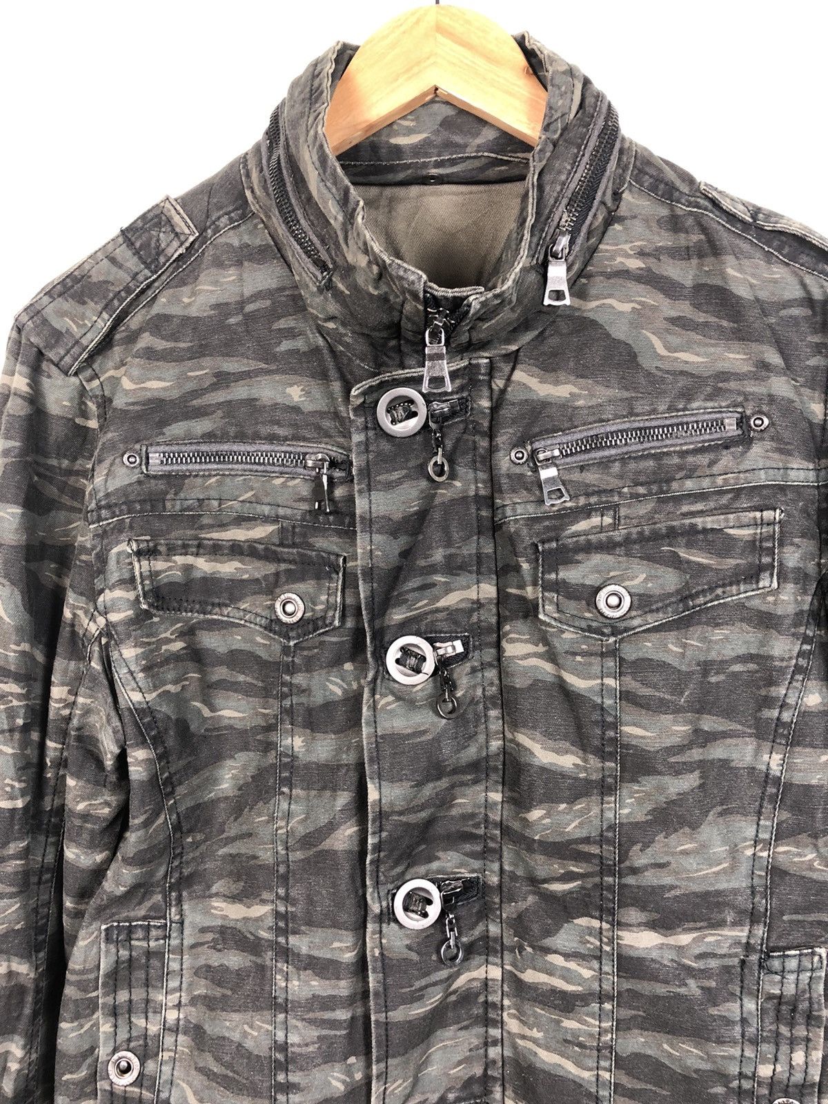 In The Attic × Japanese Brand × Seditionaries In The Attic Camo Bondage Utility Jacket Punk Goth Military Size US M / EU 48-50 / 2 - 4 Thumbnail