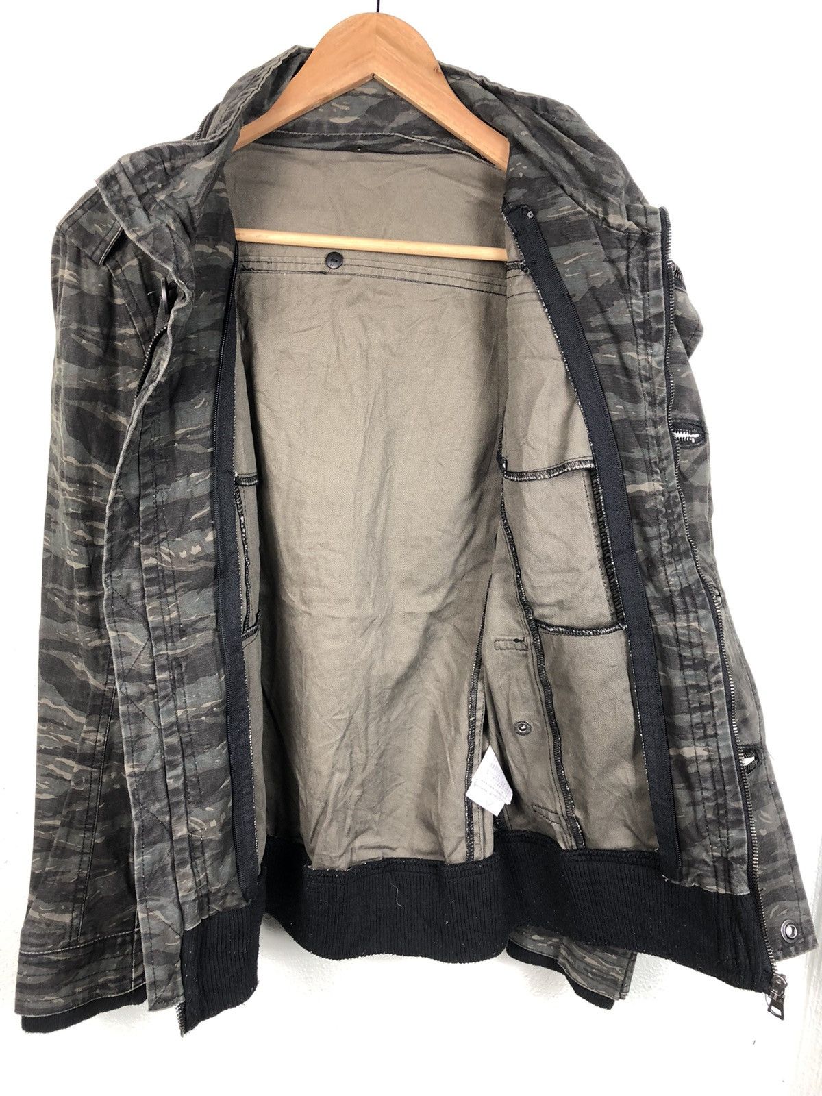 In The Attic × Japanese Brand × Seditionaries In The Attic Camo Bondage Utility Jacket Punk Goth Military Size US M / EU 48-50 / 2 - 12 Thumbnail