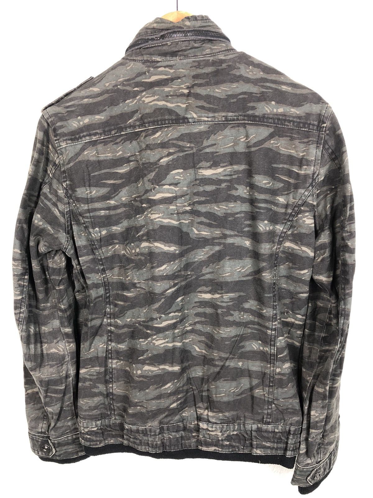 In The Attic × Japanese Brand × Seditionaries In The Attic Camo Bondage Utility Jacket Punk Goth Military Size US M / EU 48-50 / 2 - 2 Thumbnail
