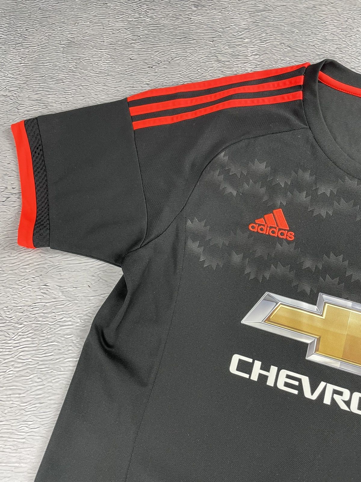 Adidas × Vintage Vintage Manchester United 2015/16 Adidas Soccer Jersey y2k Size US L / EU 52-54 / 3 - 5 Thumbnail