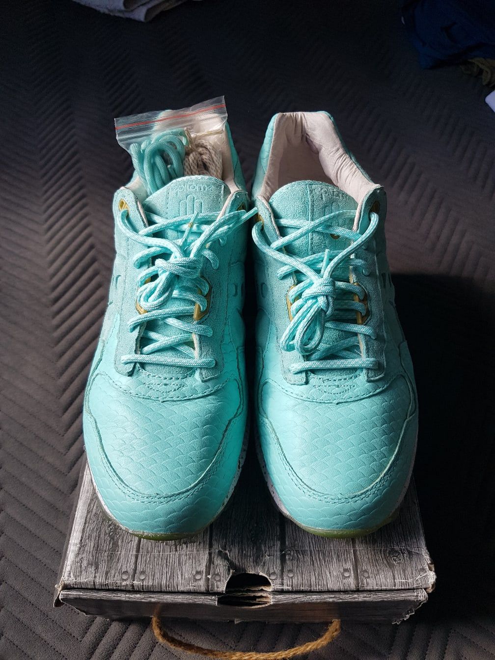 Saucony Epitome x Saucony Shadow 5000 “Righteous One” size 11 Size US 11 / EU 44 - 1 Thumbnail
