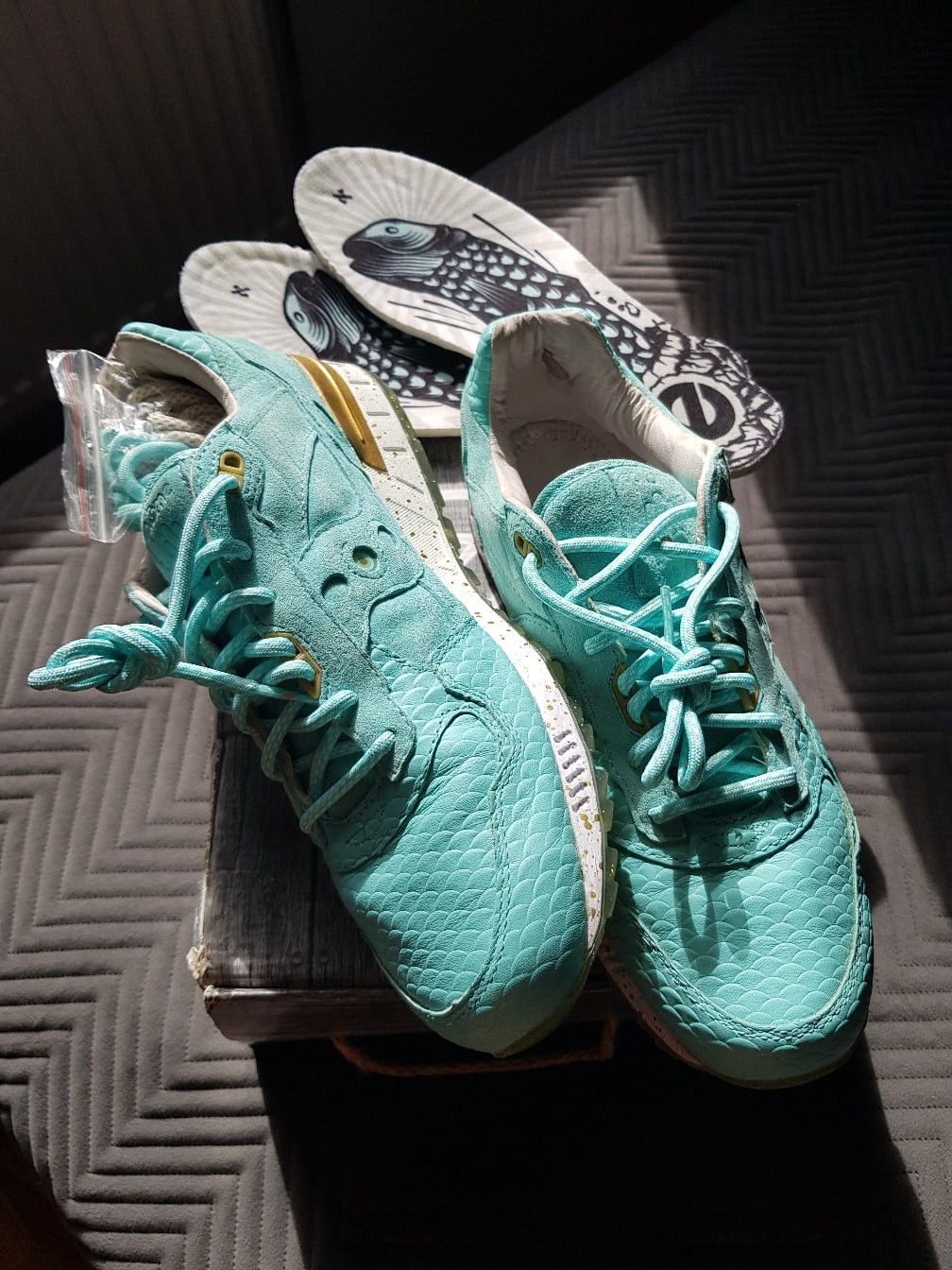 Saucony Epitome x Saucony Shadow 5000 “Righteous One” size 11 Size US 11 / EU 44 - 2 Thumbnail