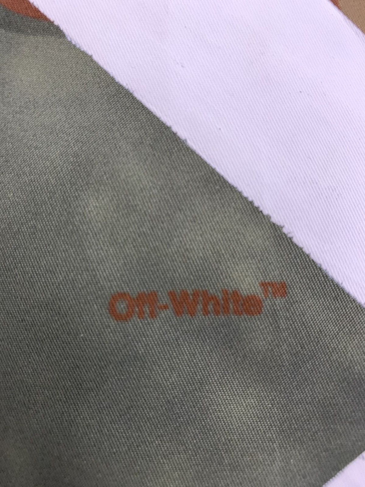 Off-White Camo Bomber Off White Size US M / EU 48-50 / 2 - 15 Thumbnail