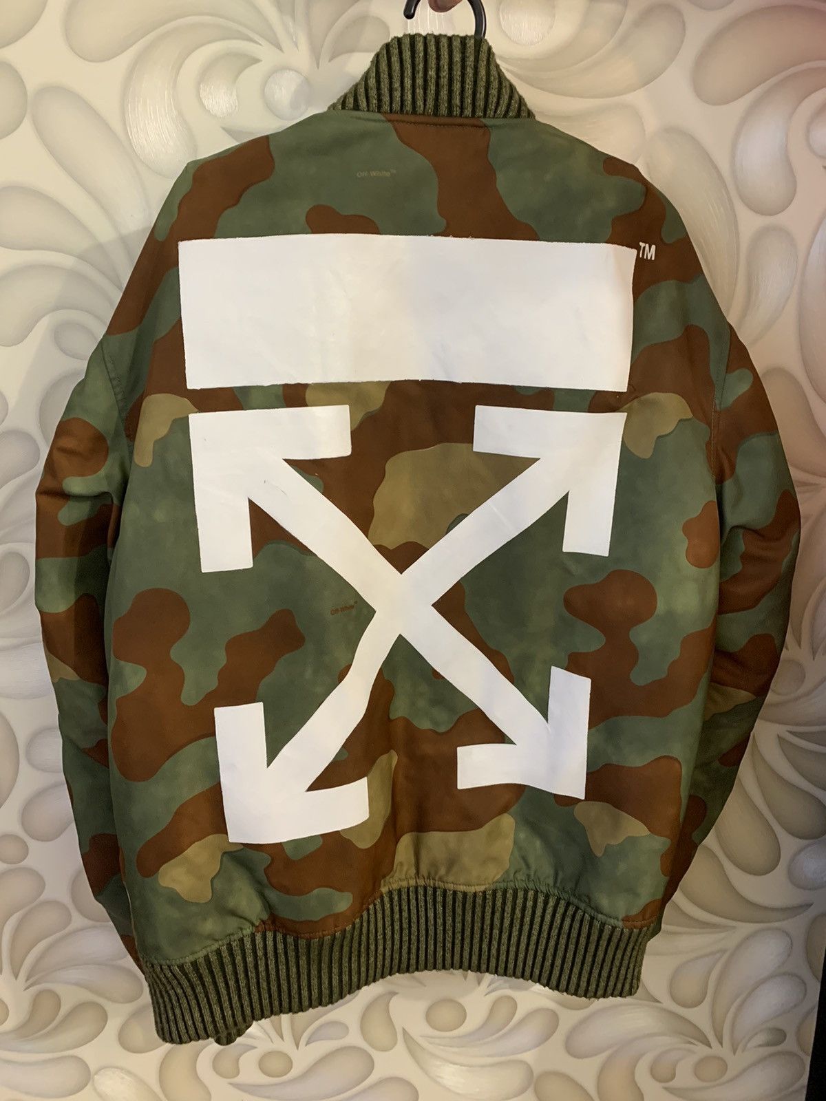 Off-White Camo Bomber Off White Size US M / EU 48-50 / 2 - 2 Thumbnail