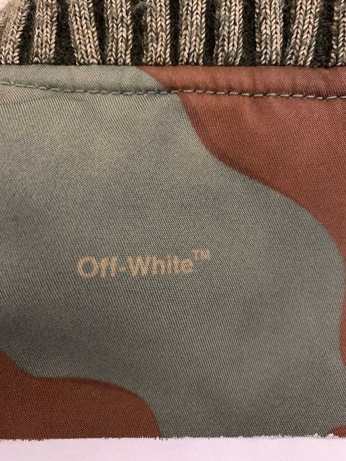 Off-White Camo Bomber Off White Size US M / EU 48-50 / 2 - 14 Thumbnail