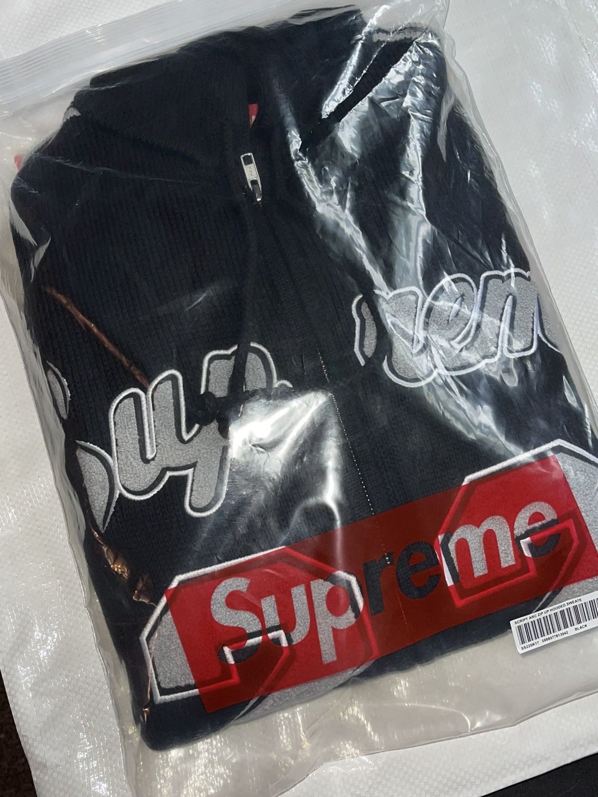 Supreme Script Arc Sport Zip Up SS22 Size US L / EU 52-54 / 3 - 3 Thumbnail