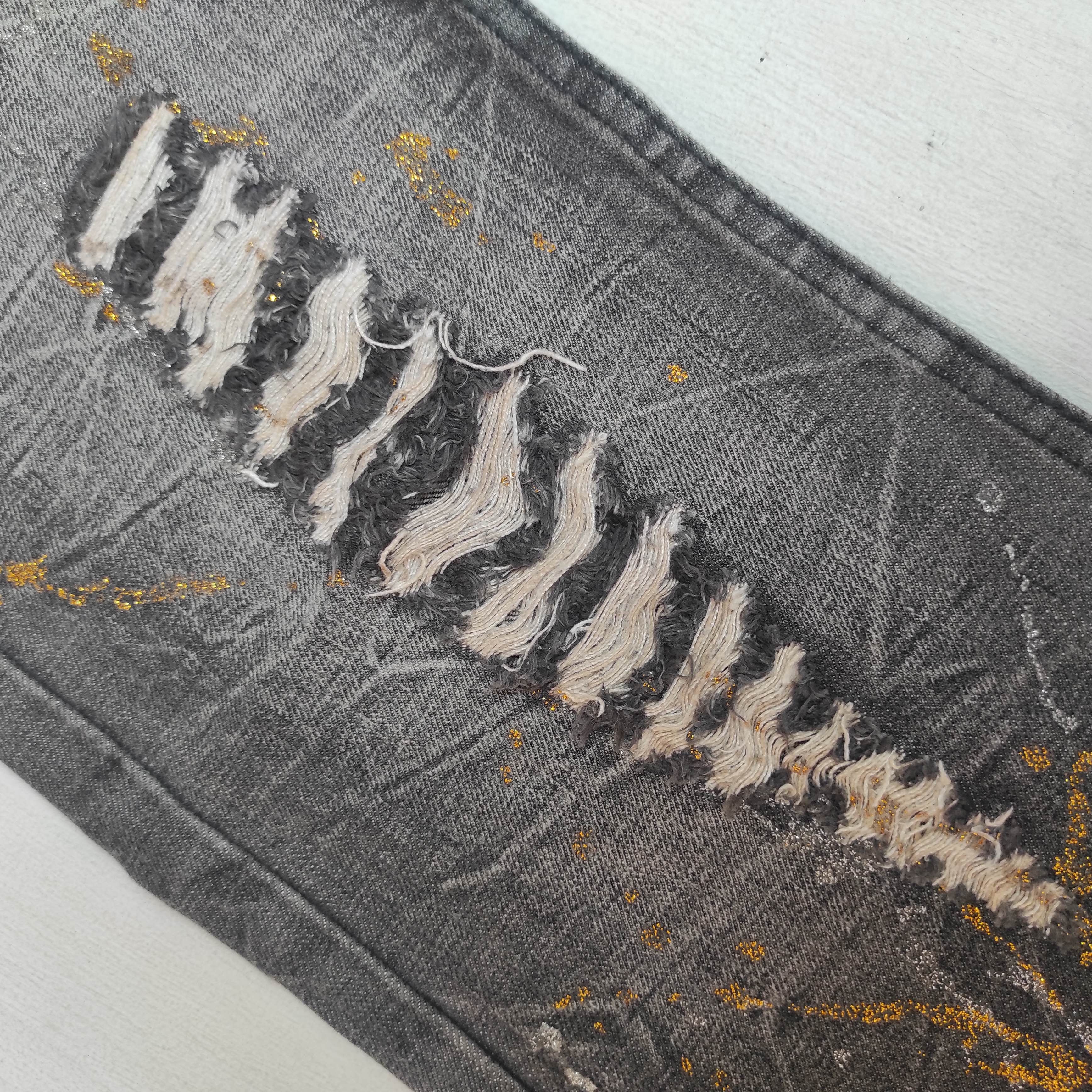 Hysteric Glamour Flare Jeans K.U.I Distress Denim Painted Low Rise Size US 32 / EU 48 - 7 Thumbnail