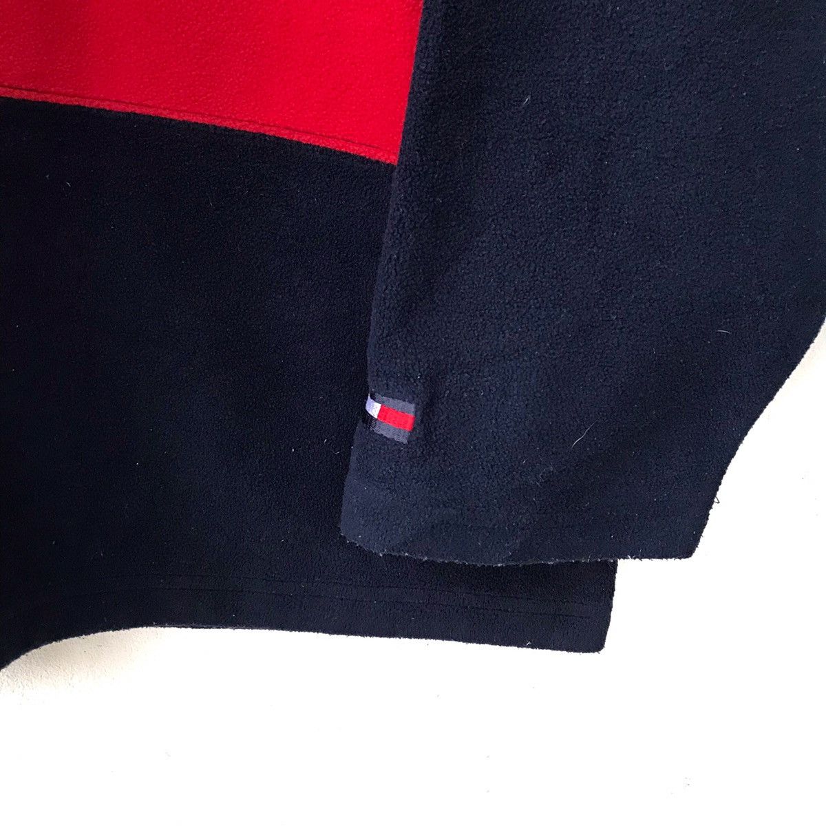Tommy Hilfiger 90s Iconic Color Block Tommy Jeans Fleece Pullover Sweater Size US L / EU 52-54 / 3 - 5 Thumbnail