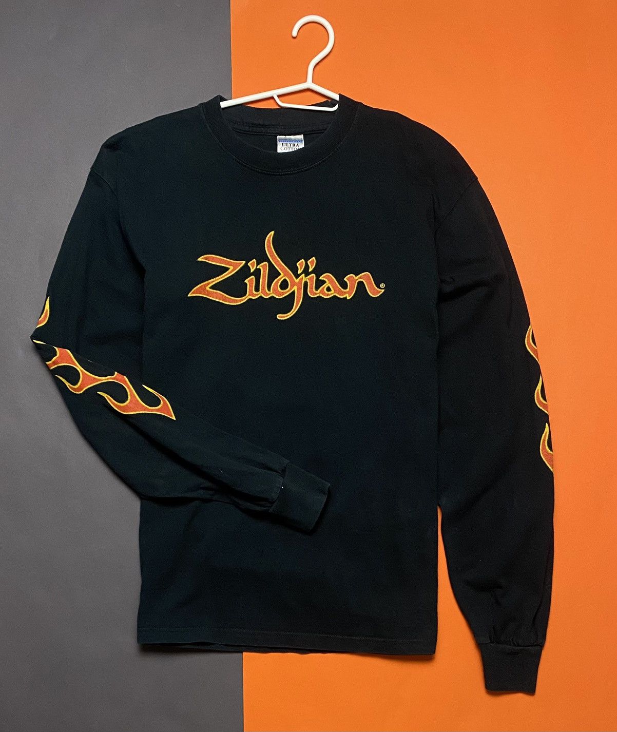 Gildan × Vintage Vintage 90s Zidjian flames long sleeve Size US L / EU 52-54 / 3 - 1 Thumbnail