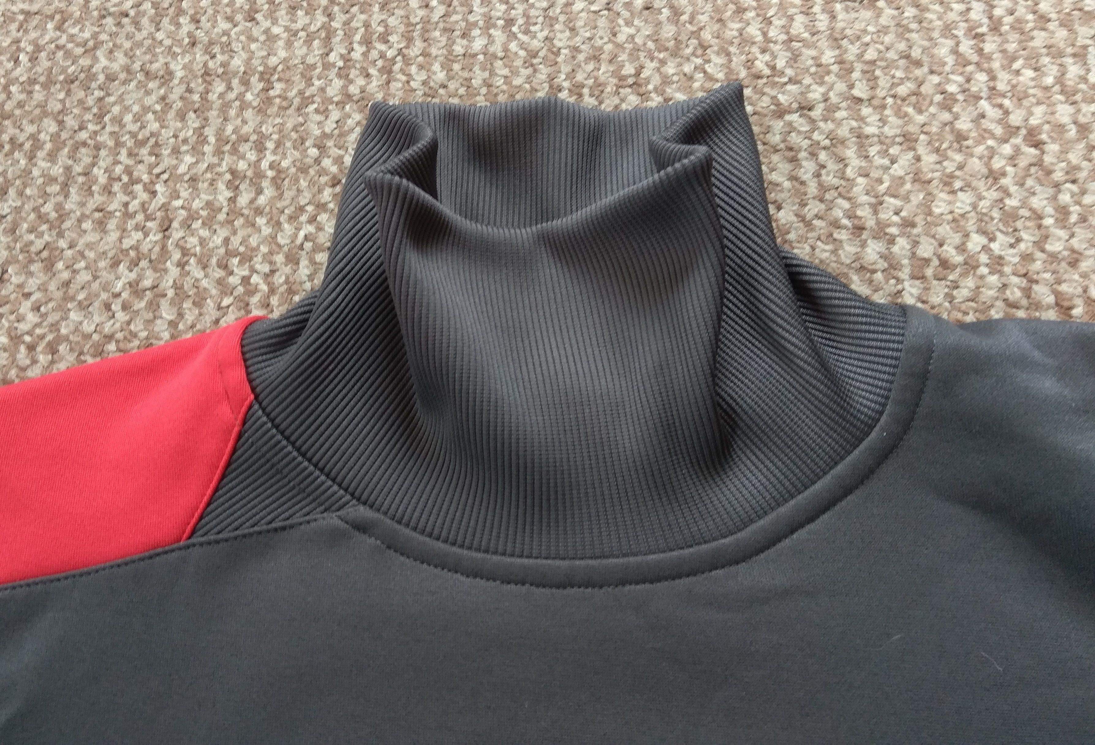 Warrior Liverpool Warrior Training Turtle Neck Top Long Sleeved Size US XL / EU 56 / 4 - 7 Thumbnail