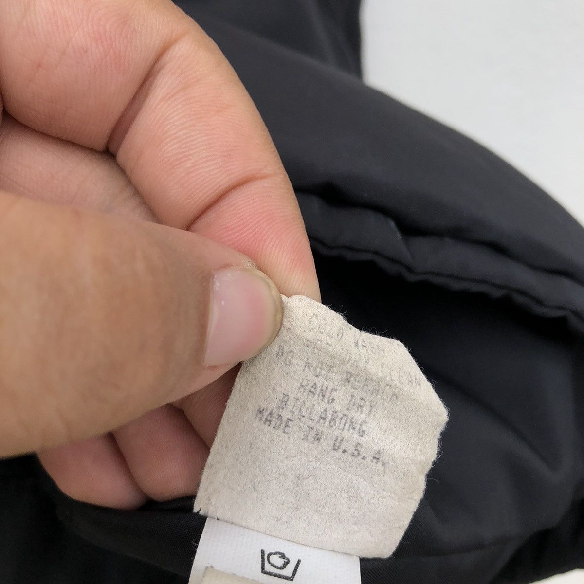 Vintage VINTAGE BILLABONG SINCE 1973 ZIPPER JACKET RARE COLOUR Size US L / EU 52-54 / 3 - 16 Thumbnail