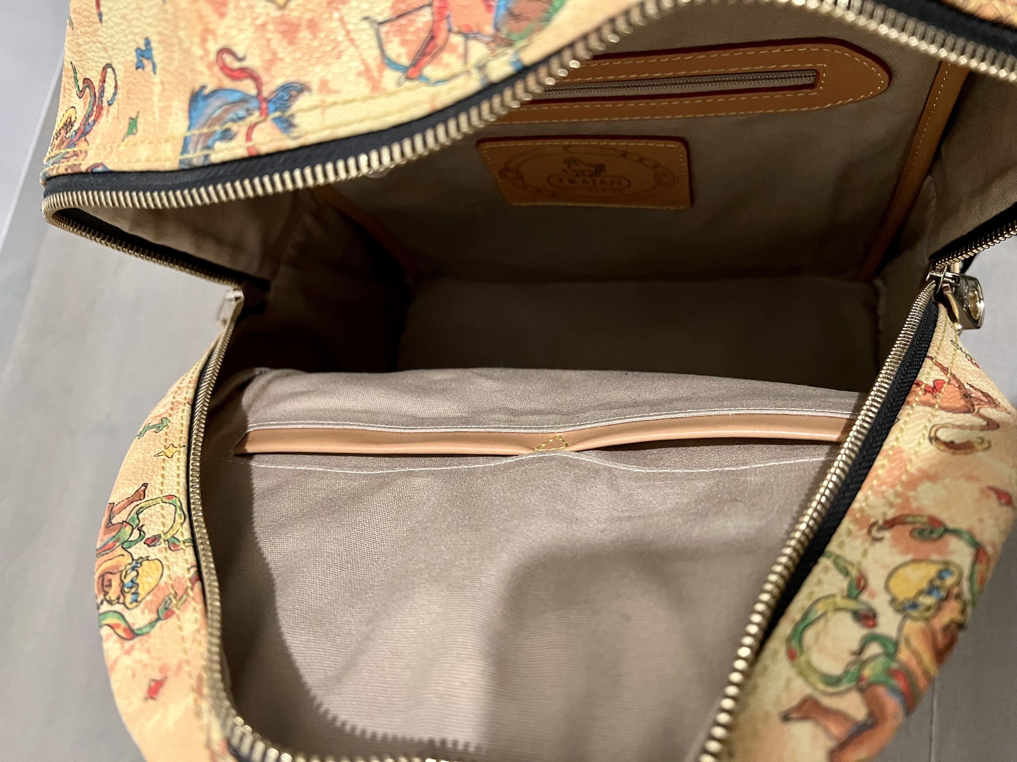 Vintage Trajan Leather Printed Backpack Size ONE SIZE - 11 Thumbnail