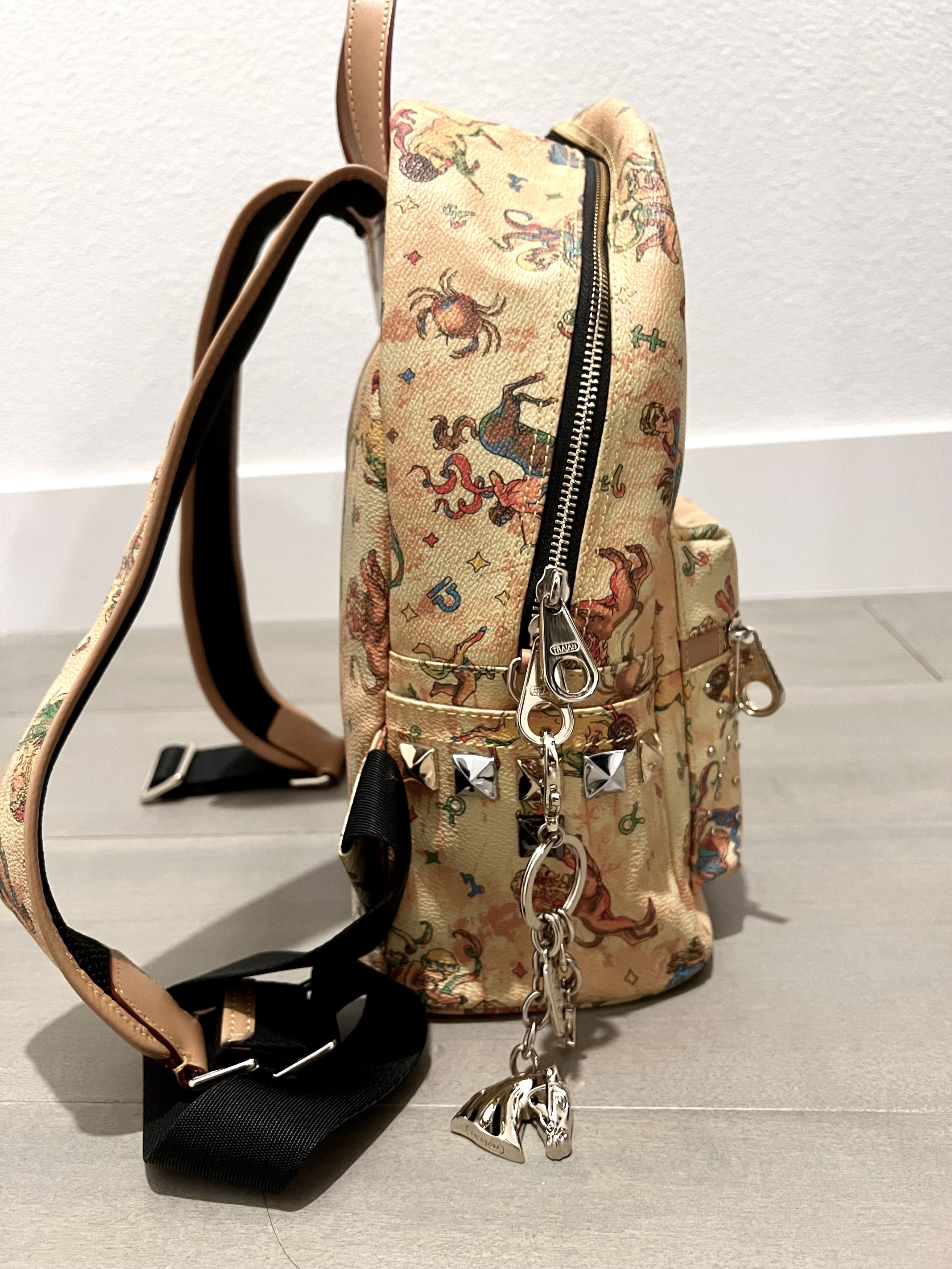 Vintage Trajan Leather Printed Backpack Size ONE SIZE - 4 Thumbnail